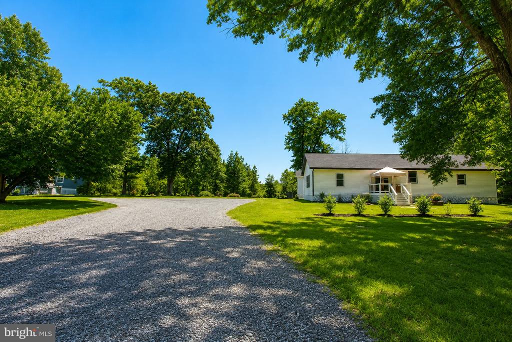 4319 HADAMAR RD, SPOTSYLVANIA, Virginia 22551, 5 Bedrooms Bedrooms, ,3 BathroomsBathrooms,Residential,4319 HADAMAR RD,VASP2042564 MLS # VASP2042564