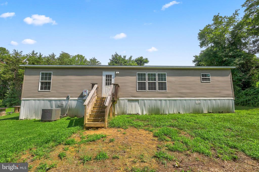 8275 GRANITE SPRINGS RD, SPOTSYLVANIA, Virginia 22551, 3 Bedrooms Bedrooms, ,2 BathroomsBathrooms,Residential,8275 GRANITE SPRINGS RD,VASP2043818 MLS # VASP2043818 8275 GRANITE SPRINGS RD, SPOTSYLVANIA, Virginia 22551, 3 Bedrooms Bedrooms, ,2 BathroomsBathrooms,Residential,8275 GRANITE SPRINGS RD,VASP2043818 MLS # VASP2043818