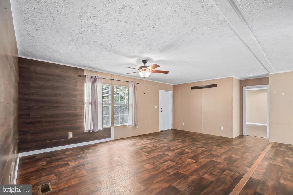 8275 GRANITE SPRINGS RD, SPOTSYLVANIA, Virginia 22551, 3 Bedrooms Bedrooms, ,2 BathroomsBathrooms,Residential,8275 GRANITE SPRINGS RD,VASP2043818 MLS # VASP2043818 8275 GRANITE SPRINGS RD, SPOTSYLVANIA, Virginia 22551, 3 Bedrooms Bedrooms, ,2 BathroomsBathrooms,Residential,8275 GRANITE SPRINGS RD,VASP2043818 MLS # VASP2043818