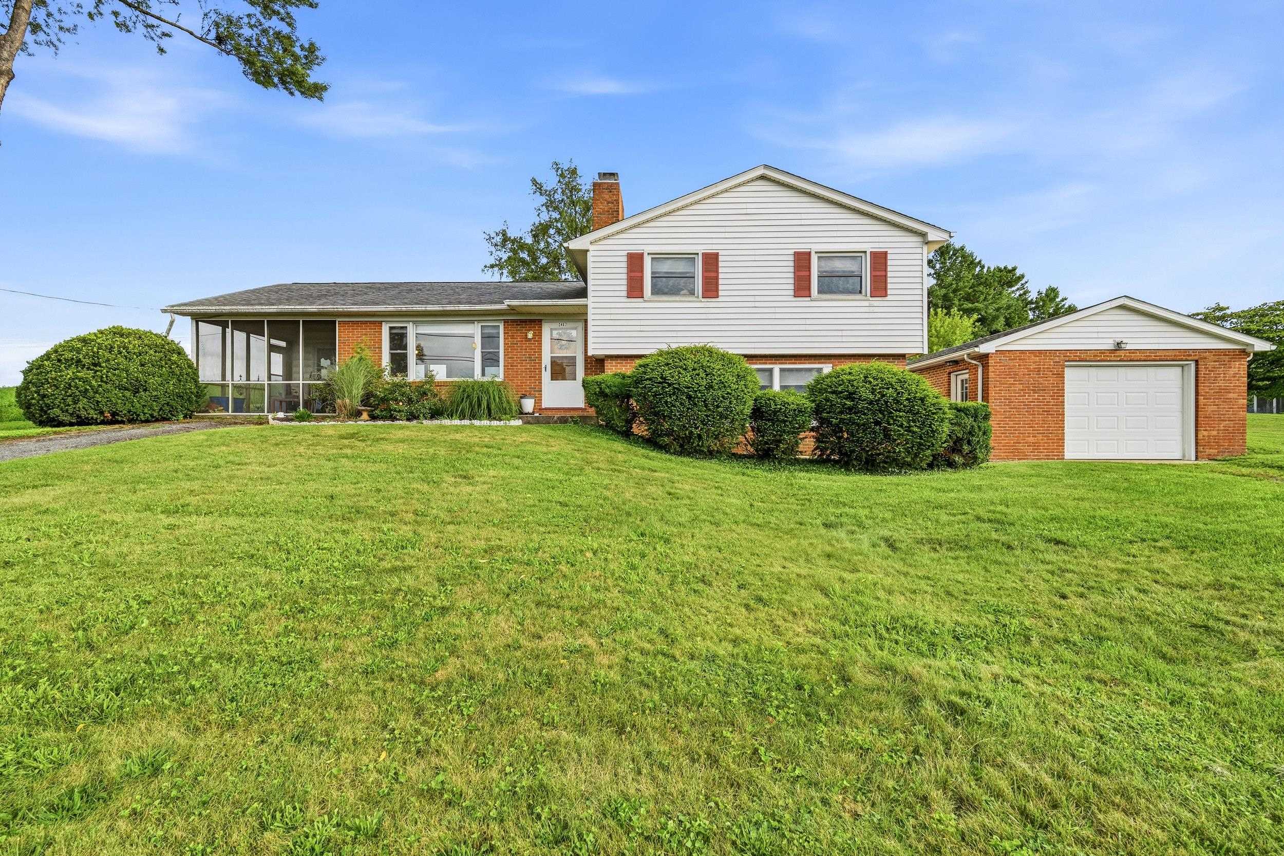 2457 EVERSOLE RD, ROCKINGHAM, Virginia 22802, 3 Bedrooms Bedrooms, ,2 BathroomsBathrooms,Residential,2457 EVERSOLE RD,679451 MLS # 679451