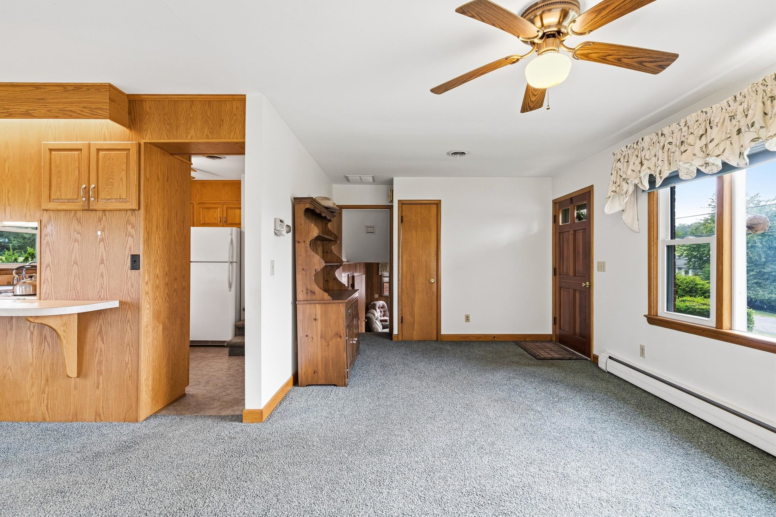 2457 EVERSOLE RD, ROCKINGHAM, Virginia 22802, 3 Bedrooms Bedrooms, ,2 BathroomsBathrooms,Residential,2457 EVERSOLE RD,679451 MLS # 679451