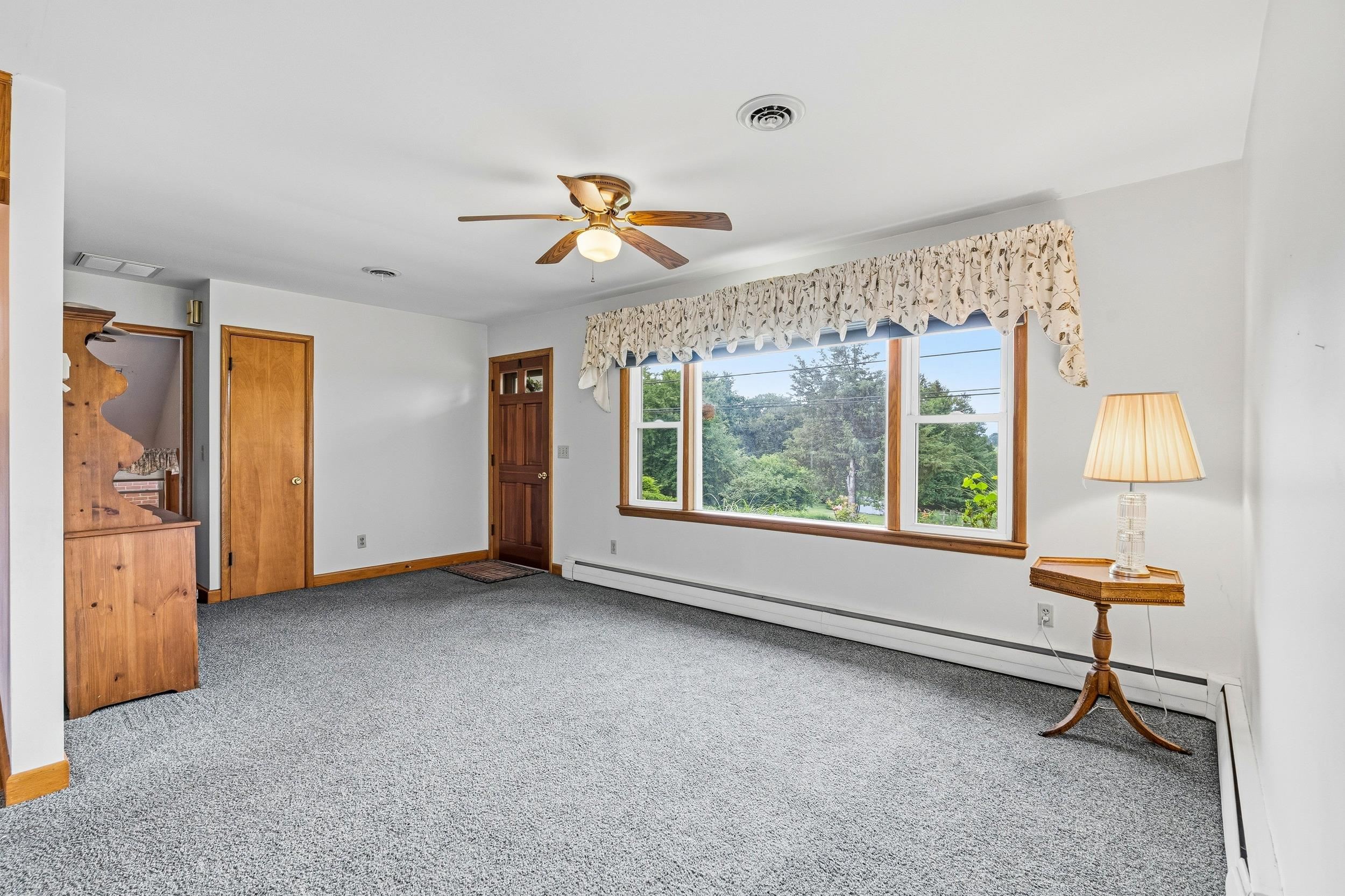 2457 EVERSOLE RD, ROCKINGHAM, Virginia 22802, 3 Bedrooms Bedrooms, ,2 BathroomsBathrooms,Residential,2457 EVERSOLE RD,679451 MLS # 679451