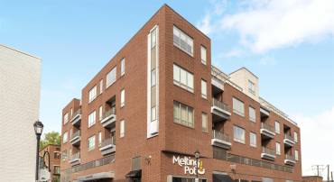 112 SE 5TH ST, CHARLOTTESVILLE, Virginia 22902, 2 Bedrooms Bedrooms, ,2 BathroomsBathrooms,Residential,HOLSINGER CONDO WITH SECURE PARKING,112 SE 5TH ST,679457 MLS # 679457