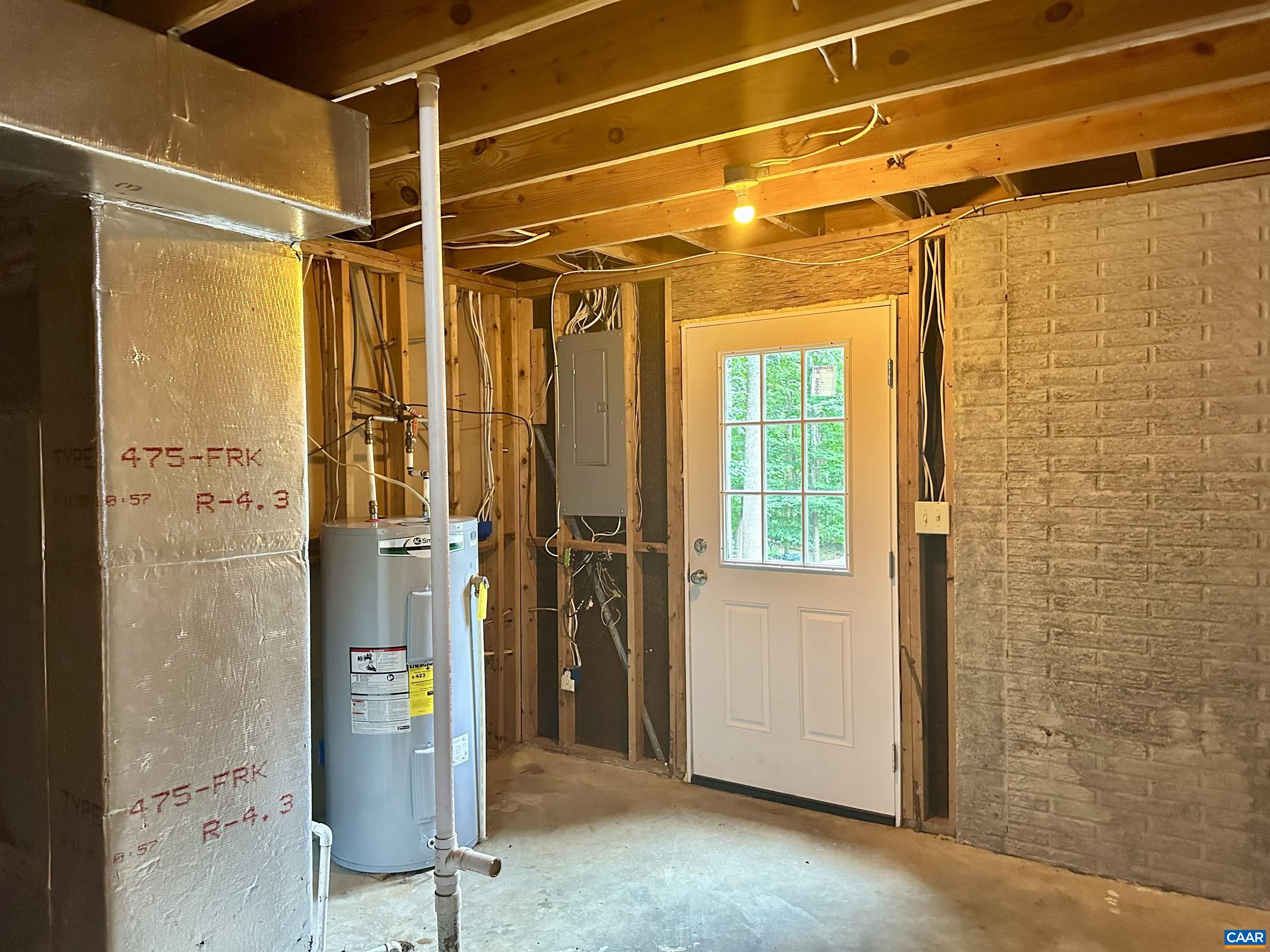 3005 COPPER KNOLL RD, CHARLOTTESVILLE, Virginia 22911, 4 Bedrooms Bedrooms, ,2 BathroomsBathrooms,Residential,3005 COPPER KNOLL RD,679458 MLS # 679458