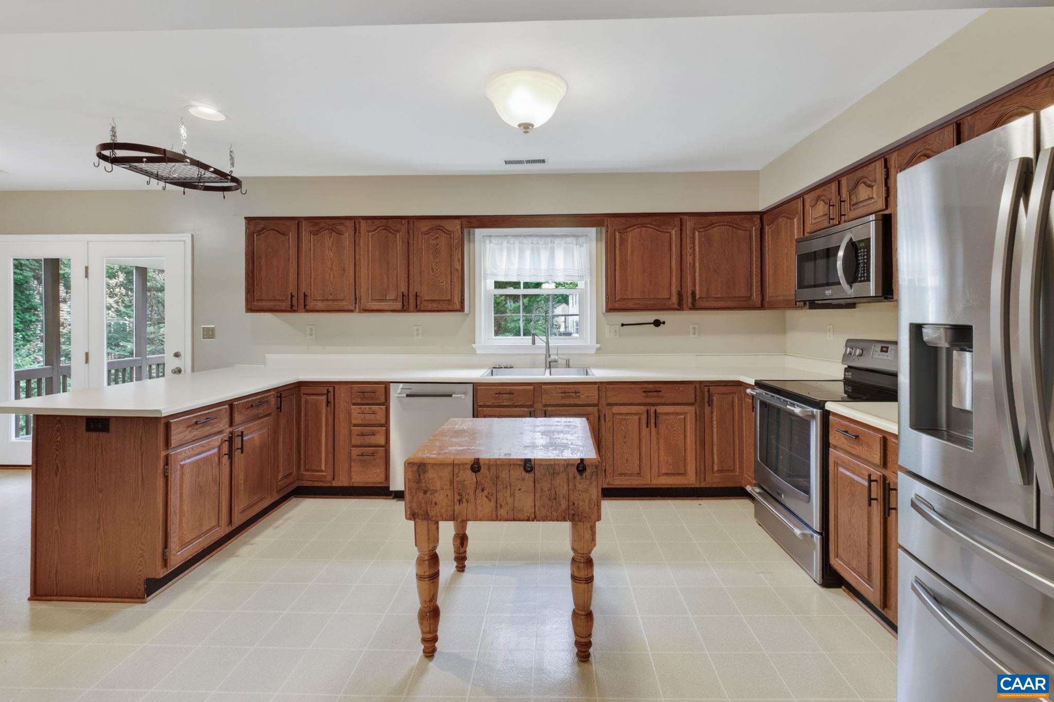 3064 AMBERFIELD TRL, CHARLOTTESVILLE, Virginia 22911, 5 Bedrooms Bedrooms, ,3 BathroomsBathrooms,Residential,3064 AMBERFIELD TRL,679461 MLS # 679461 3064 AMBERFIELD TRL, CHARLOTTESVILLE, Virginia 22911, 5 Bedrooms Bedrooms, ,3 BathroomsBathrooms,Residential,3064 AMBERFIELD TRL,679461 MLS # 679461