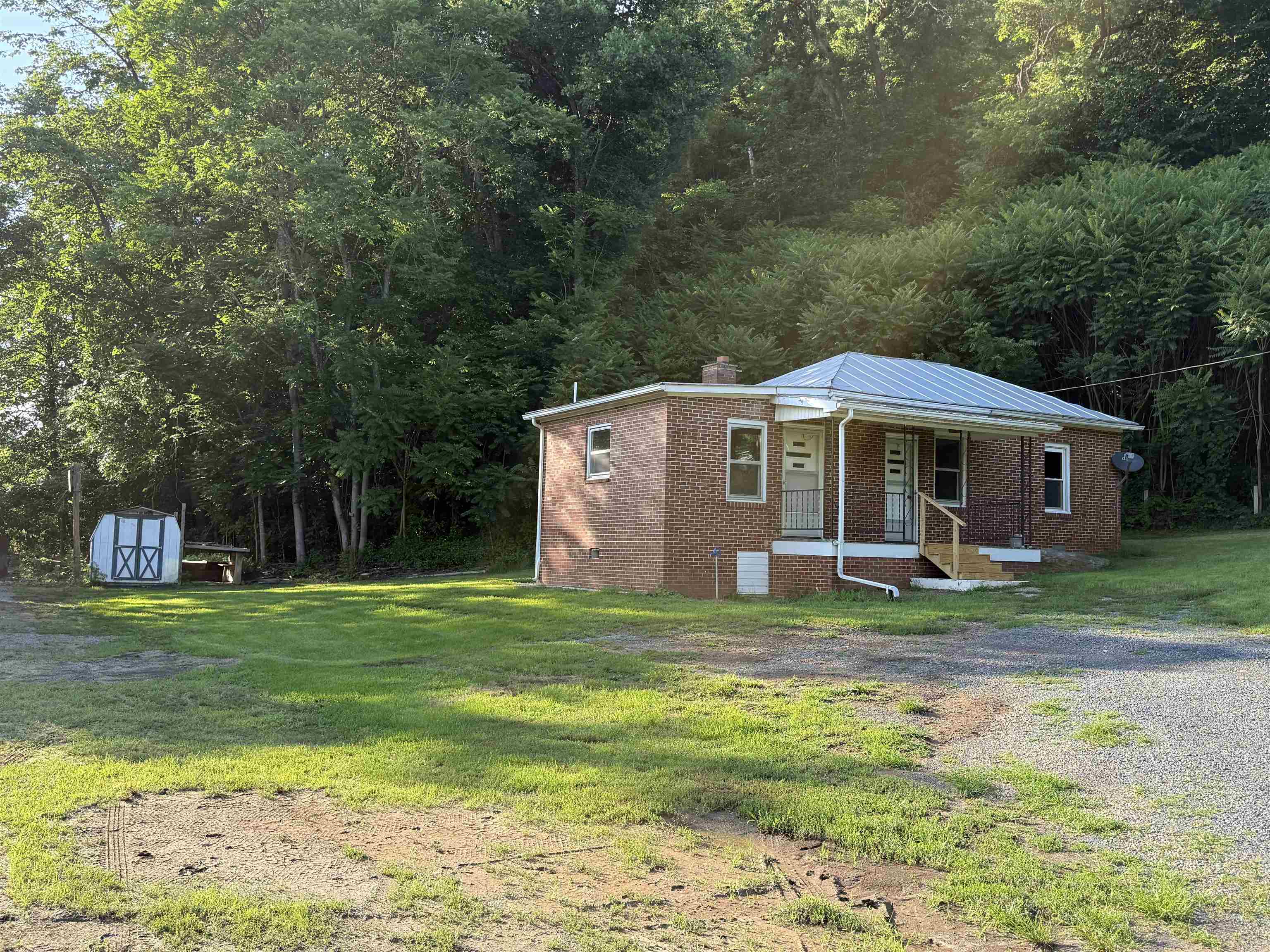 8760 BROCKS GAP RD, BROADWAY, Virginia 22815, 2 Bedrooms Bedrooms, ,1 BathroomBathrooms,Residential,8760 BROCKS GAP RD,679464 MLS # 679464 8760 BROCKS GAP RD, BROADWAY, Virginia 22815, 2 Bedrooms Bedrooms, ,1 BathroomBathrooms,Residential,8760 BROCKS GAP RD,679464 MLS # 679464