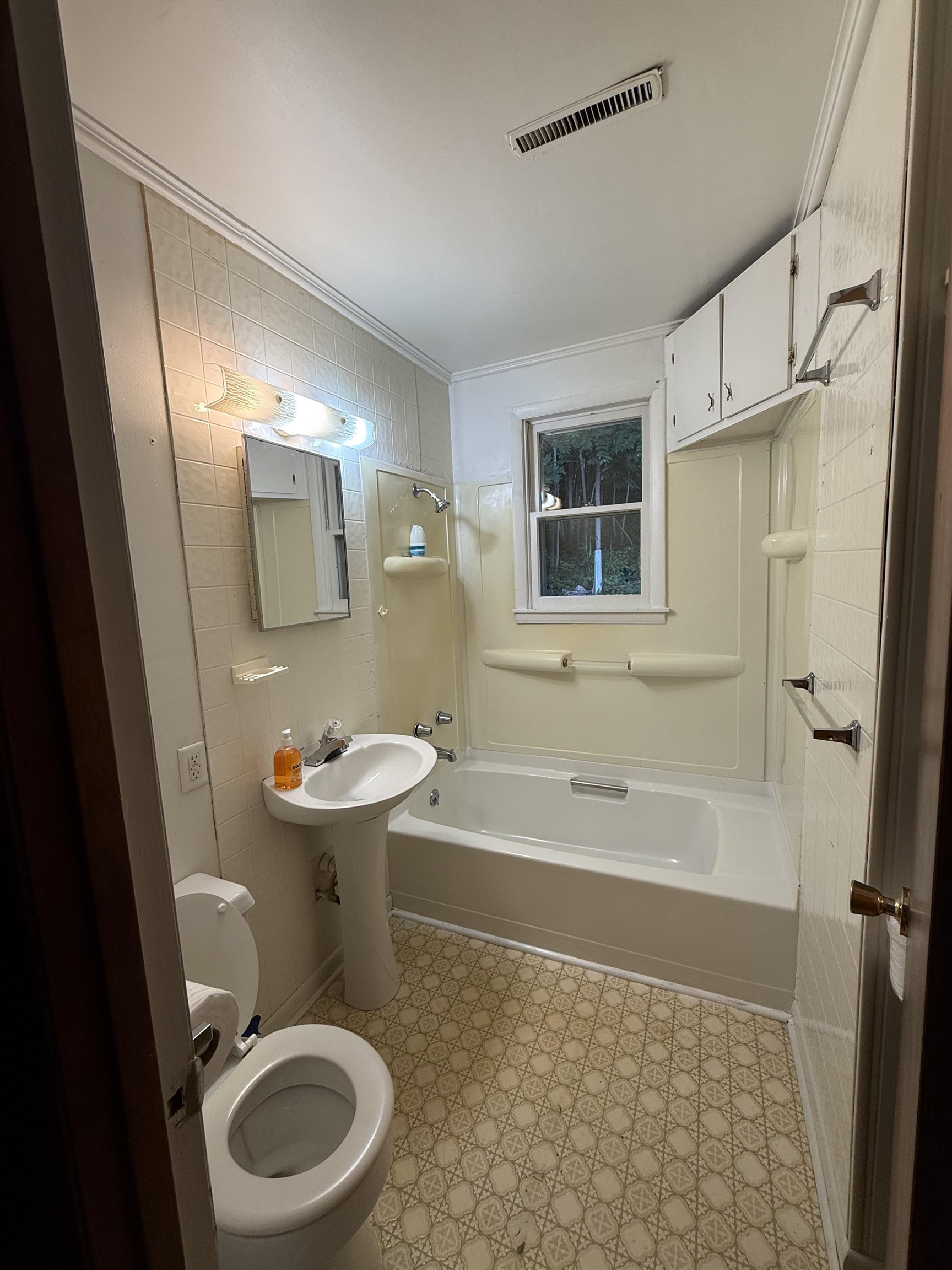 8760 BROCKS GAP RD, BROADWAY, Virginia 22815, 2 Bedrooms Bedrooms, ,1 BathroomBathrooms,Residential,8760 BROCKS GAP RD,679464 MLS # 679464 8760 BROCKS GAP RD, BROADWAY, Virginia 22815, 2 Bedrooms Bedrooms, ,1 BathroomBathrooms,Residential,8760 BROCKS GAP RD,679464 MLS # 679464