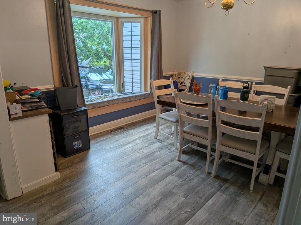 823 WOODCREST LOOP, CULPEPER, Virginia 22701, 5 Bedrooms Bedrooms, ,3 BathroomsBathrooms,Residential,823 WOODCREST LOOP,VACU2014120 MLS # VACU2014120