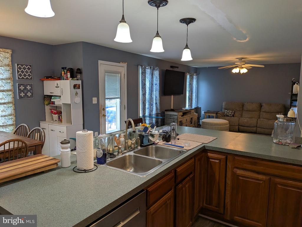 823 WOODCREST LOOP, CULPEPER, Virginia 22701, 5 Bedrooms Bedrooms, ,3 BathroomsBathrooms,Residential,823 WOODCREST LOOP,VACU2014120 MLS # VACU2014120