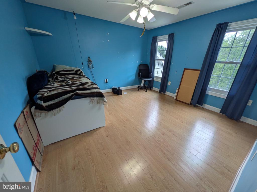823 WOODCREST LOOP, CULPEPER, Virginia 22701, 5 Bedrooms Bedrooms, ,3 BathroomsBathrooms,Residential,823 WOODCREST LOOP,VACU2014120 MLS # VACU2014120