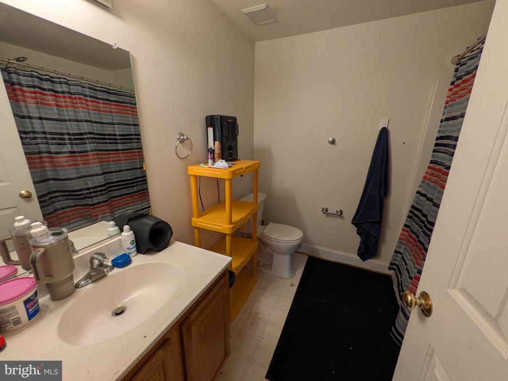823 WOODCREST LOOP, CULPEPER, Virginia 22701, 5 Bedrooms Bedrooms, ,3 BathroomsBathrooms,Residential,823 WOODCREST LOOP,VACU2014120 MLS # VACU2014120