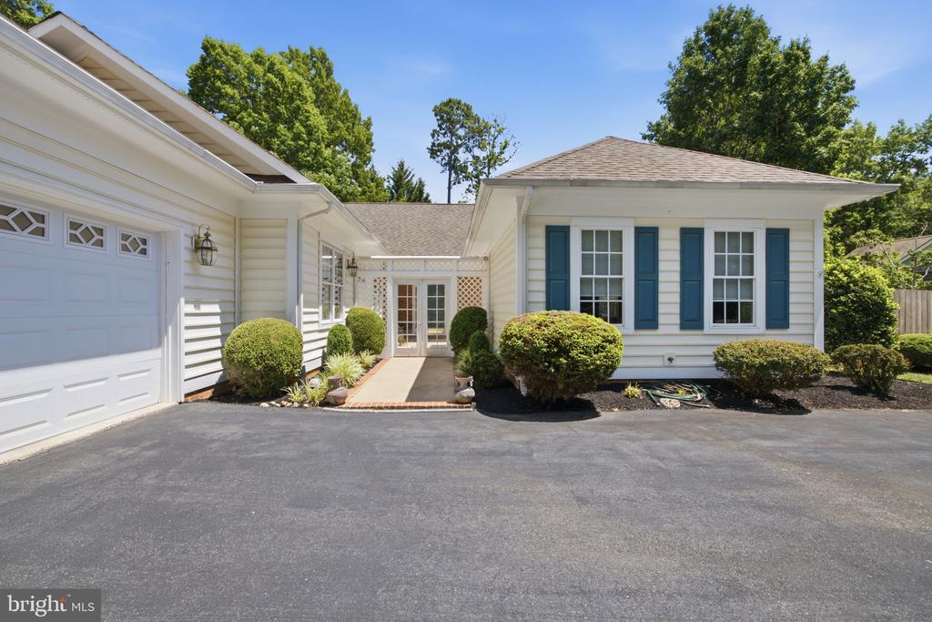11709 CEDAR CREEK CT, SPOTSYLVANIA, Virginia 22551, 3 Bedrooms Bedrooms, ,3 BathroomsBathrooms,Residential,11709 CEDAR CREEK CT,VASP2043066 MLS # VASP2043066