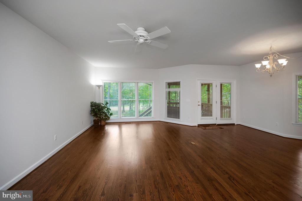 102 MARBLE CT, LOCUST GROVE, Virginia 22508, 3 Bedrooms Bedrooms, ,2 BathroomsBathrooms,Residential,102 MARBLE CT,VAOR2014474 MLS # VAOR2014474