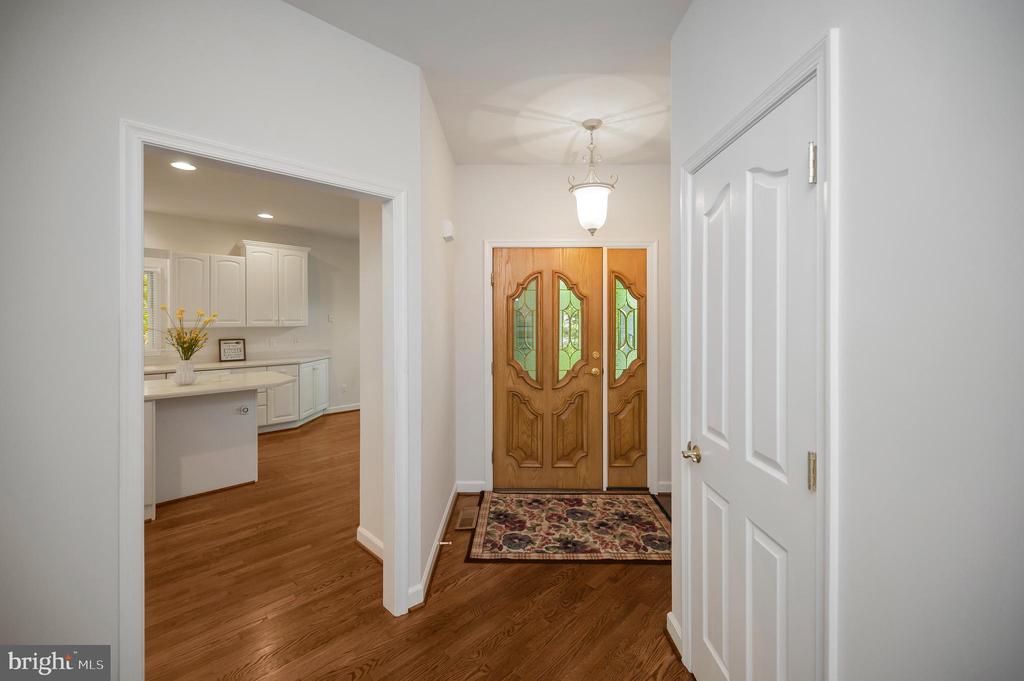 102 MARBLE CT, LOCUST GROVE, Virginia 22508, 3 Bedrooms Bedrooms, ,2 BathroomsBathrooms,Residential,102 MARBLE CT,VAOR2014474 MLS # VAOR2014474