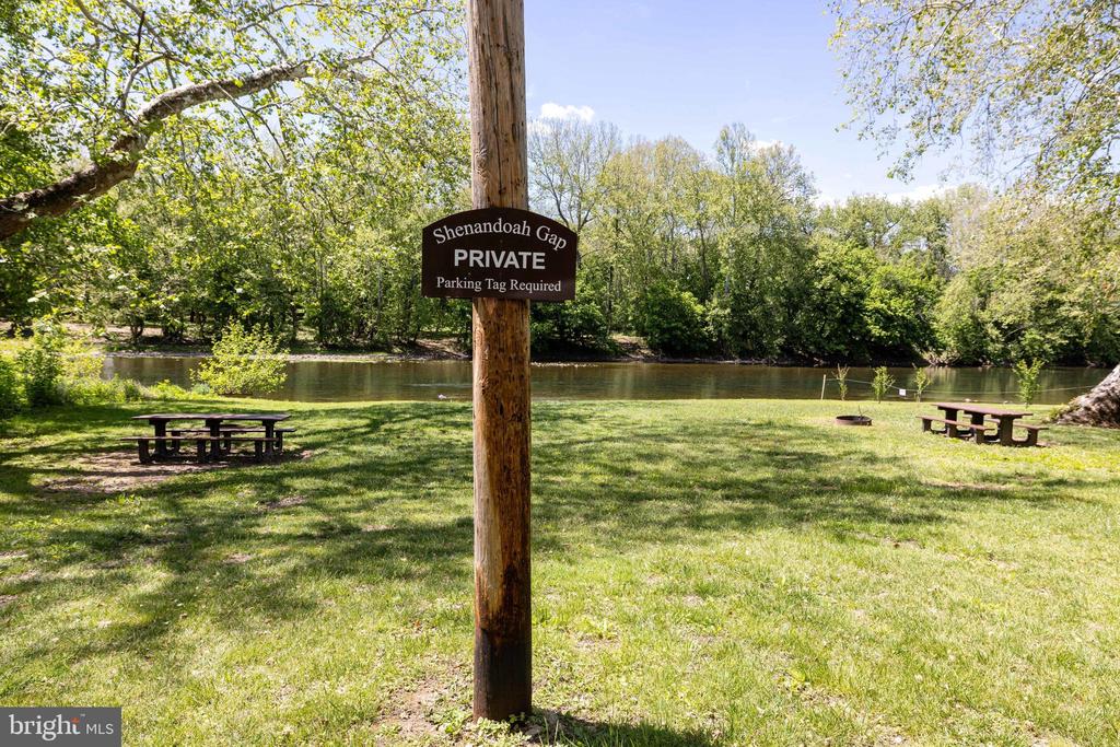 160 PINEY KNOLL PL, SHENANDOAH, Virginia 22849, 1 Bedroom Bedrooms, ,1 BathroomBathrooms,Residential,160 PINEY KNOLL PL,VAPA2006656 MLS # VAPA2006656 160 PINEY KNOLL PL, SHENANDOAH, Virginia 22849, 1 Bedroom Bedrooms, ,1 BathroomBathrooms,Residential,160 PINEY KNOLL PL,VAPA2006656 MLS # VAPA2006656