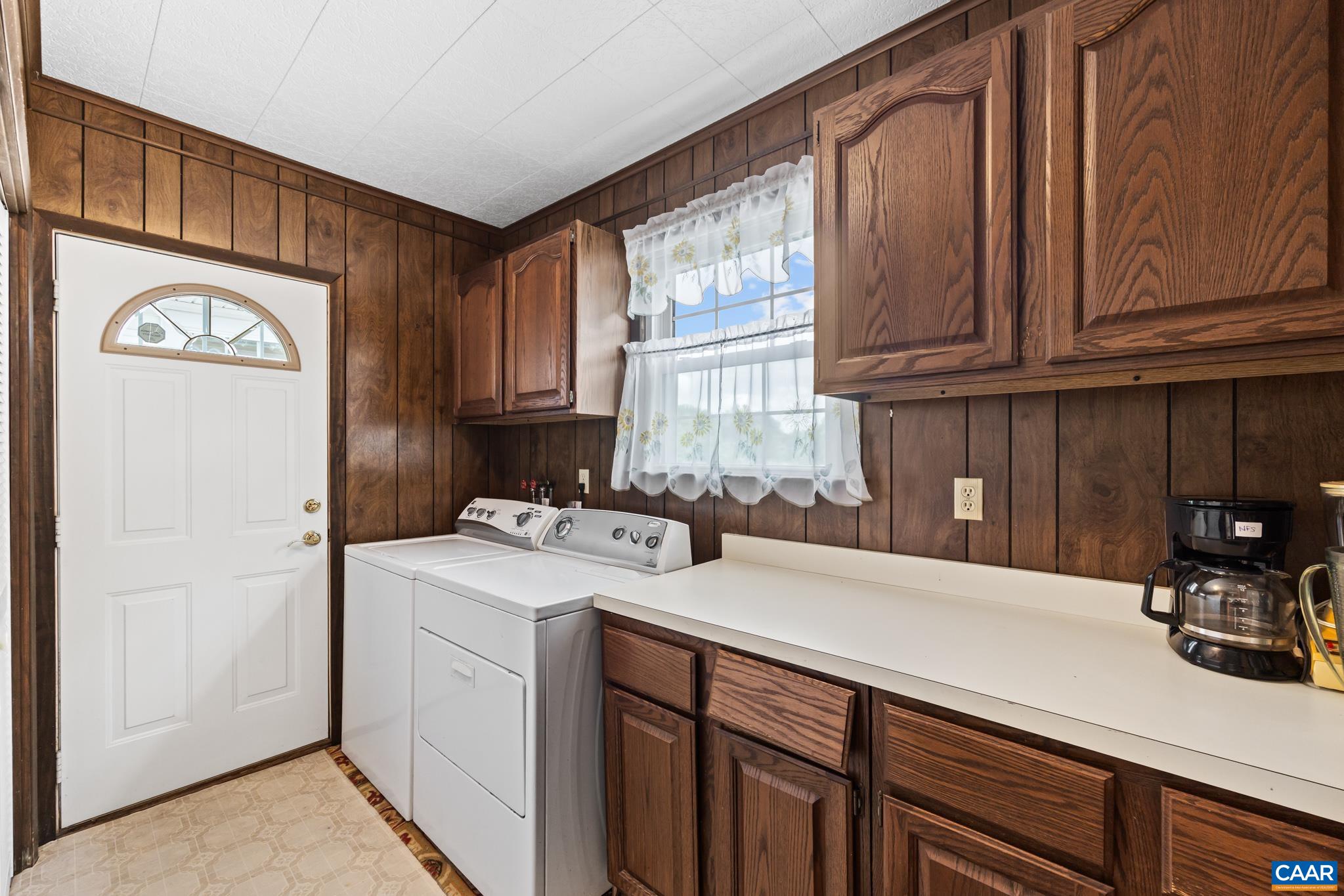 2037 N BOSTON RD, TROY, Virginia 22974, 4 Bedrooms Bedrooms, ,2 BathroomsBathrooms,Residential,2037 N BOSTON RD,679148 MLS # 679148