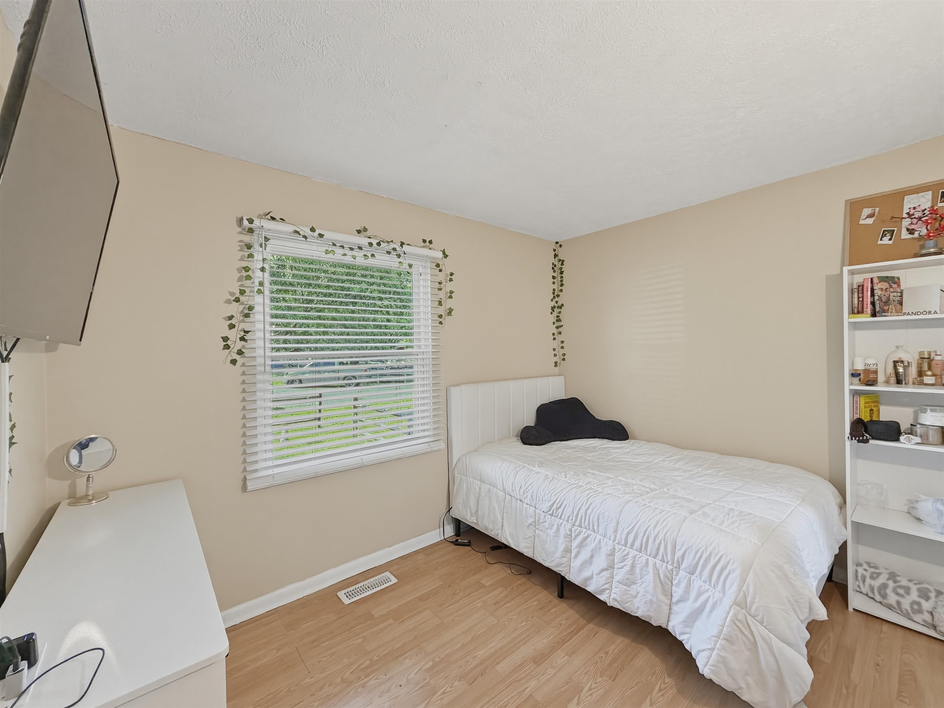 25 HAYRICK RD, WAYNESBORO, Virginia 22980, 3 Bedrooms Bedrooms, ,2 BathroomsBathrooms,Residential,25 HAYRICK RD,679473 MLS # 679473 25 HAYRICK RD, WAYNESBORO, Virginia 22980, 3 Bedrooms Bedrooms, ,2 BathroomsBathrooms,Residential,25 HAYRICK RD,679473 MLS # 679473