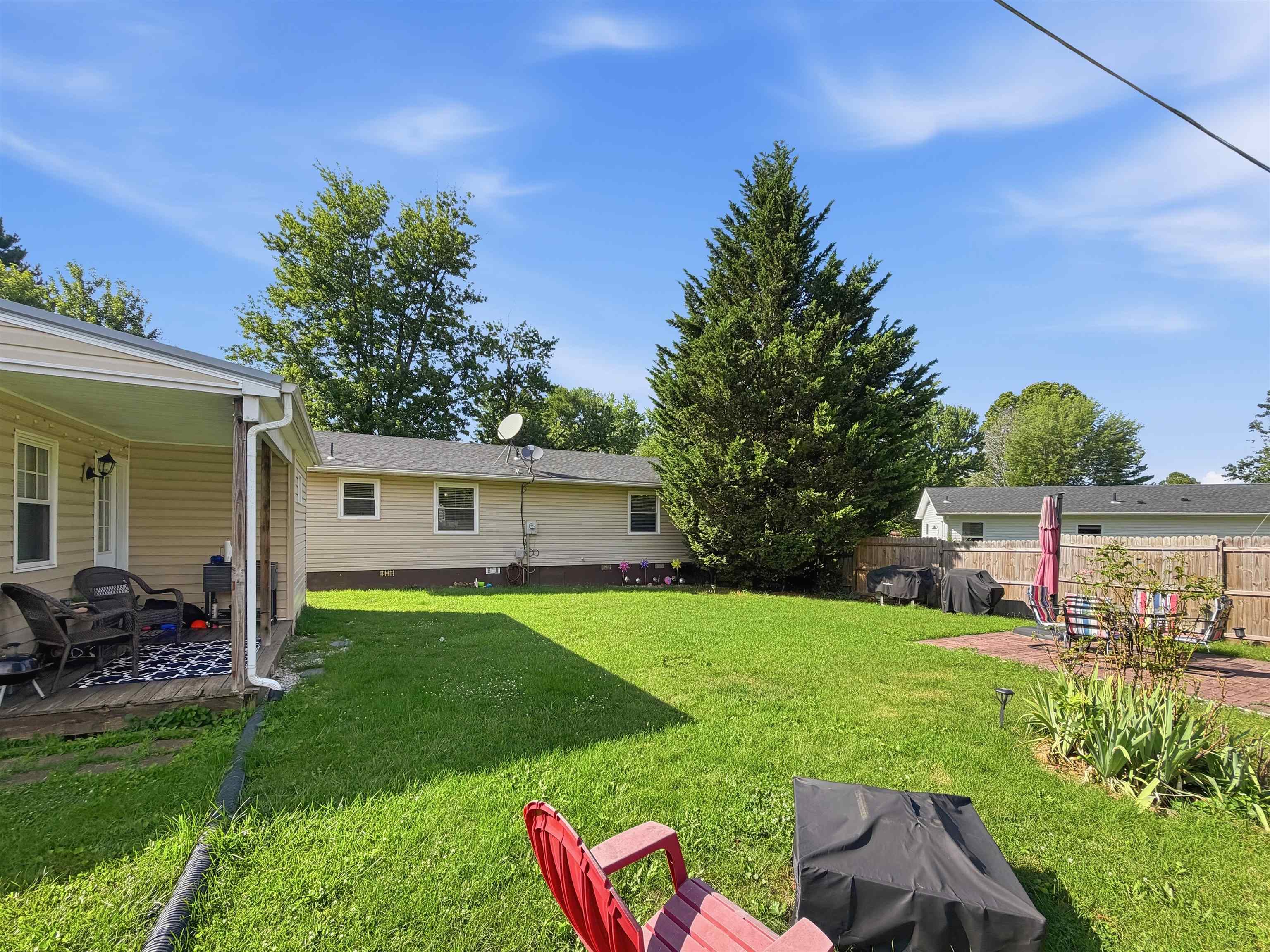 25 HAYRICK RD, WAYNESBORO, Virginia 22980, 3 Bedrooms Bedrooms, ,2 BathroomsBathrooms,Residential,25 HAYRICK RD,679473 MLS # 679473 25 HAYRICK RD, WAYNESBORO, Virginia 22980, 3 Bedrooms Bedrooms, ,2 BathroomsBathrooms,Residential,25 HAYRICK RD,679473 MLS # 679473