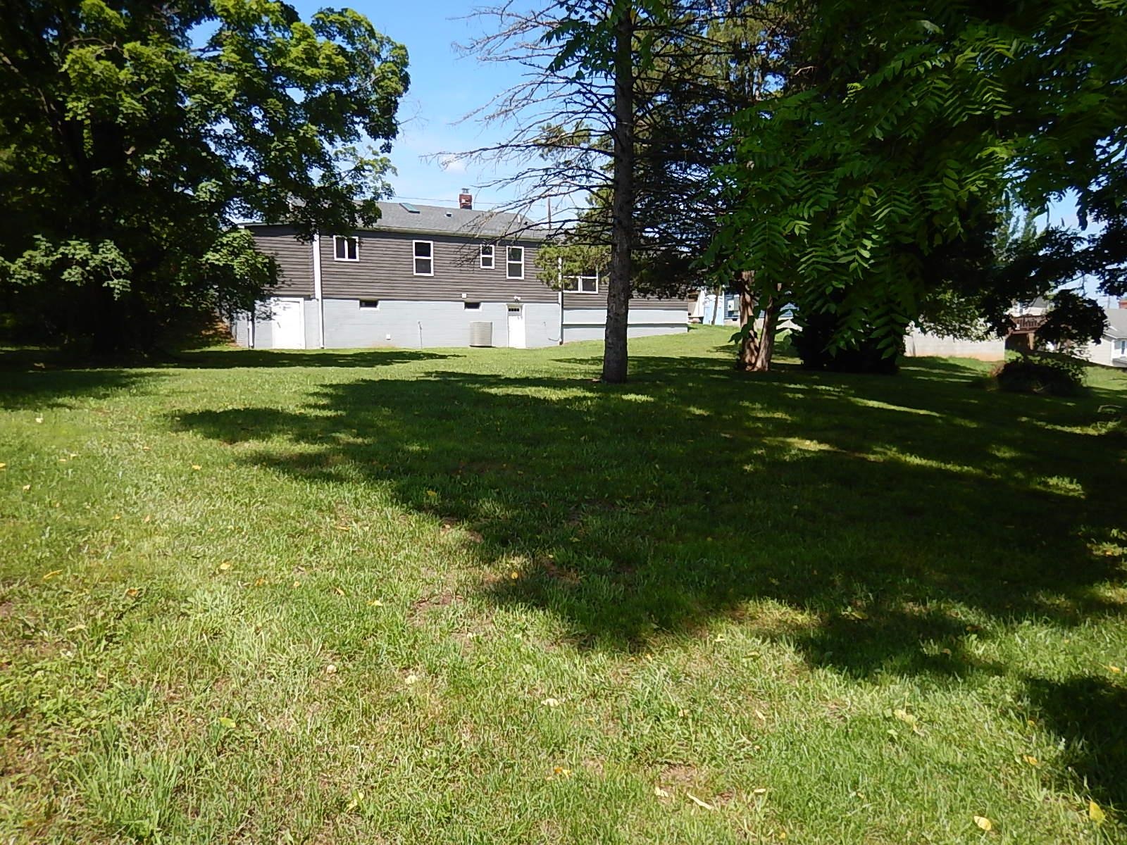 70 MAURY MILL RD, VERONA, Virginia 24482, 3 Bedrooms Bedrooms, ,2 BathroomsBathrooms,Residential,70 MAURY MILL RD,679474 MLS # 679474 70 MAURY MILL RD, VERONA, Virginia 24482, 3 Bedrooms Bedrooms, ,2 BathroomsBathrooms,Residential,70 MAURY MILL RD,679474 MLS # 679474