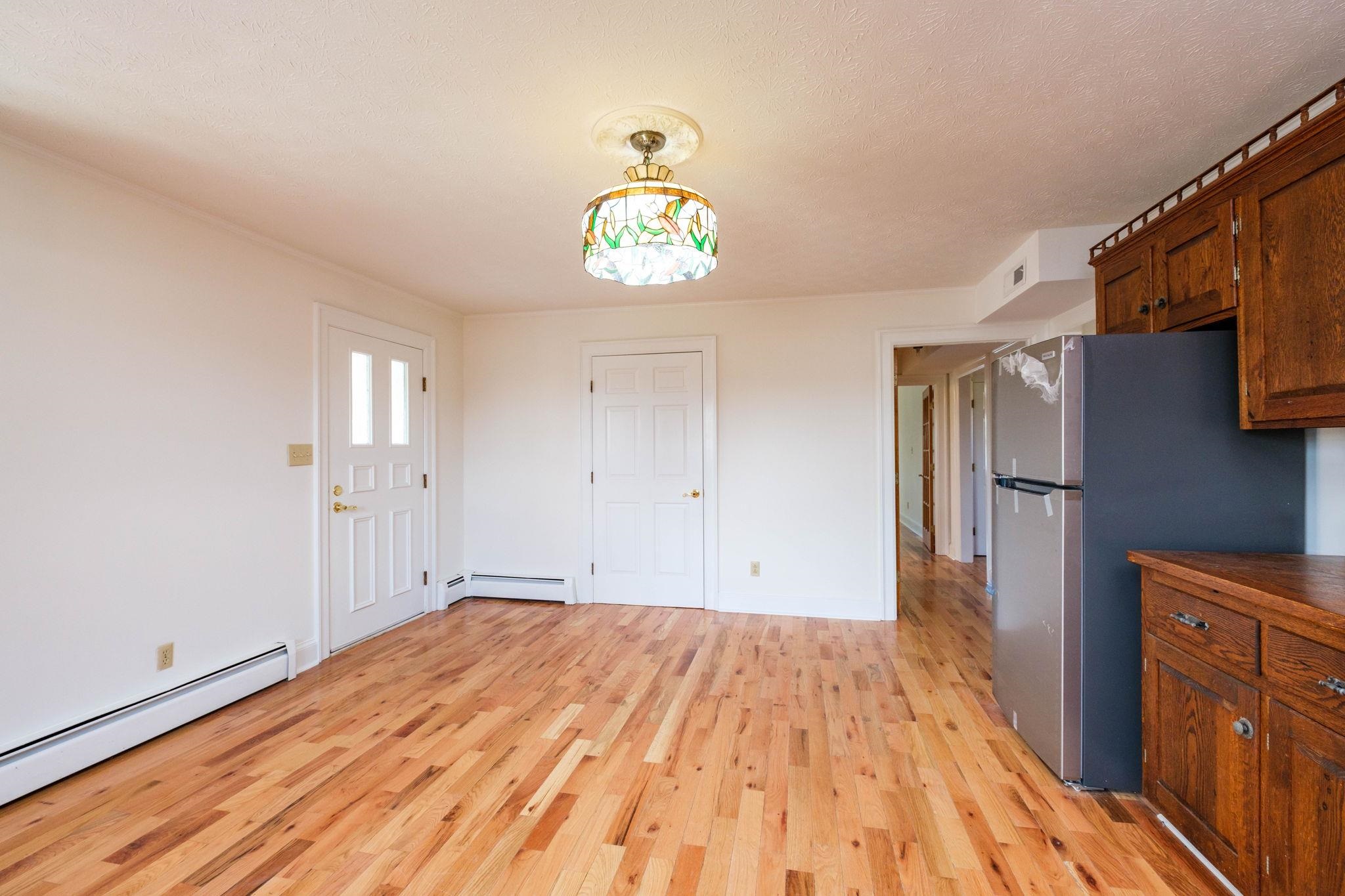 1370 MIDDLEBROOK RD, STAUNTON, Virginia 24401, 5 Bedrooms Bedrooms, ,4 BathroomsBathrooms,Residential,1370 MIDDLEBROOK RD,679487 MLS # 679487 1370 MIDDLEBROOK RD, STAUNTON, Virginia 24401, 5 Bedrooms Bedrooms, ,4 BathroomsBathrooms,Residential,1370 MIDDLEBROOK RD,679487 MLS # 679487