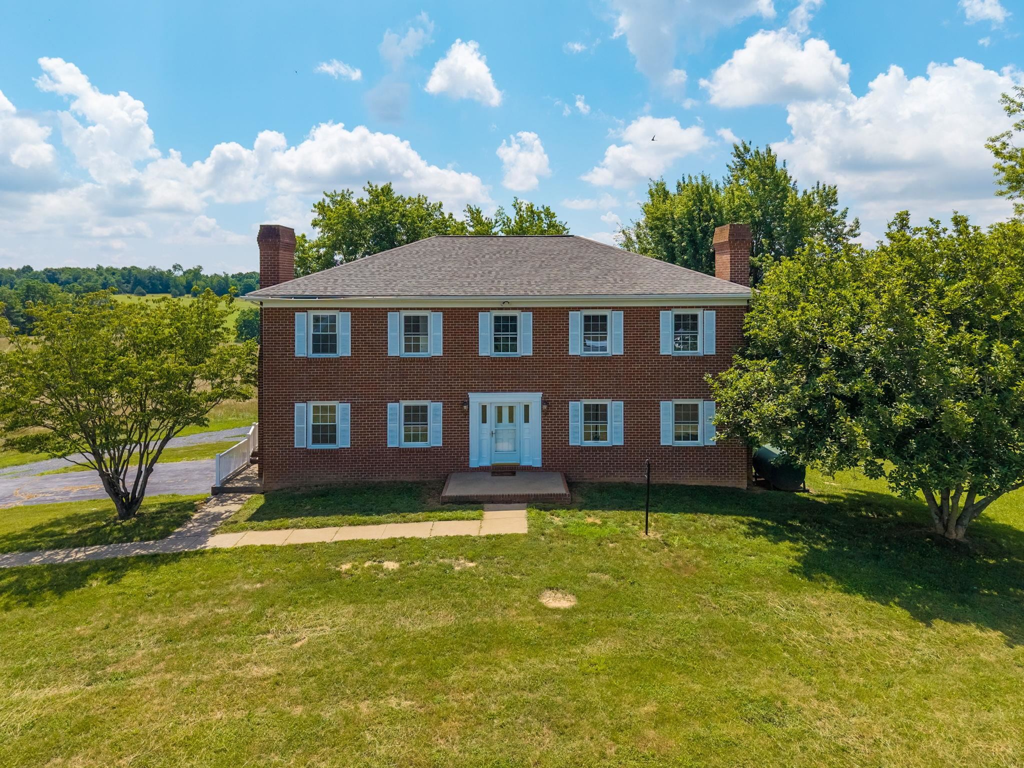 1370 MIDDLEBROOK RD, STAUNTON, Virginia 24401, 5 Bedrooms Bedrooms, ,4 BathroomsBathrooms,Residential,1370 MIDDLEBROOK RD,679487 MLS # 679487 1370 MIDDLEBROOK RD, STAUNTON, Virginia 24401, 5 Bedrooms Bedrooms, ,4 BathroomsBathrooms,Residential,1370 MIDDLEBROOK RD,679487 MLS # 679487