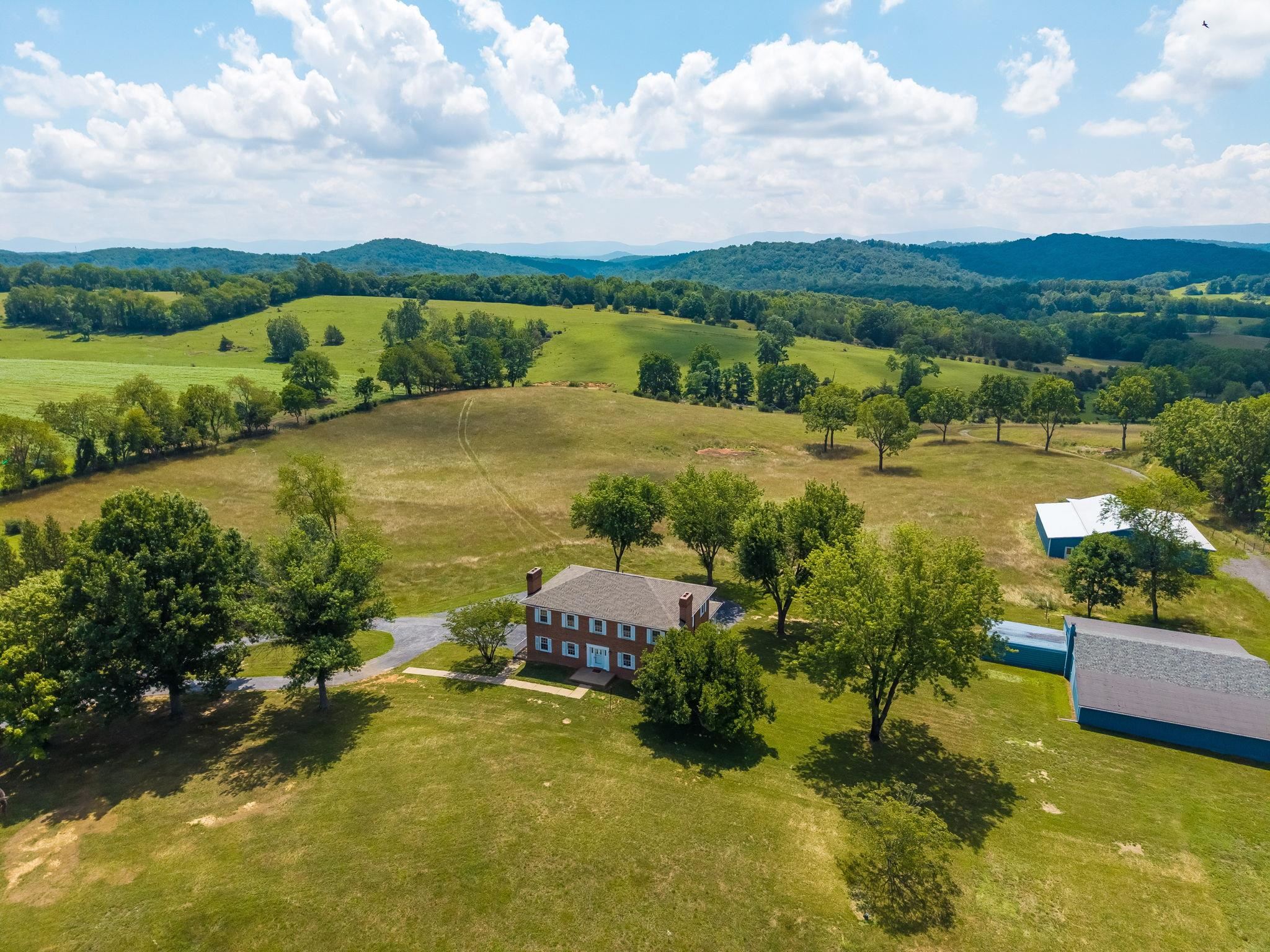 1370 MIDDLEBROOK RD, STAUNTON, Virginia 24401, 5 Bedrooms Bedrooms, ,4 BathroomsBathrooms,Residential,1370 MIDDLEBROOK RD,679487 MLS # 679487 1370 MIDDLEBROOK RD, STAUNTON, Virginia 24401, 5 Bedrooms Bedrooms, ,4 BathroomsBathrooms,Residential,1370 MIDDLEBROOK RD,679487 MLS # 679487