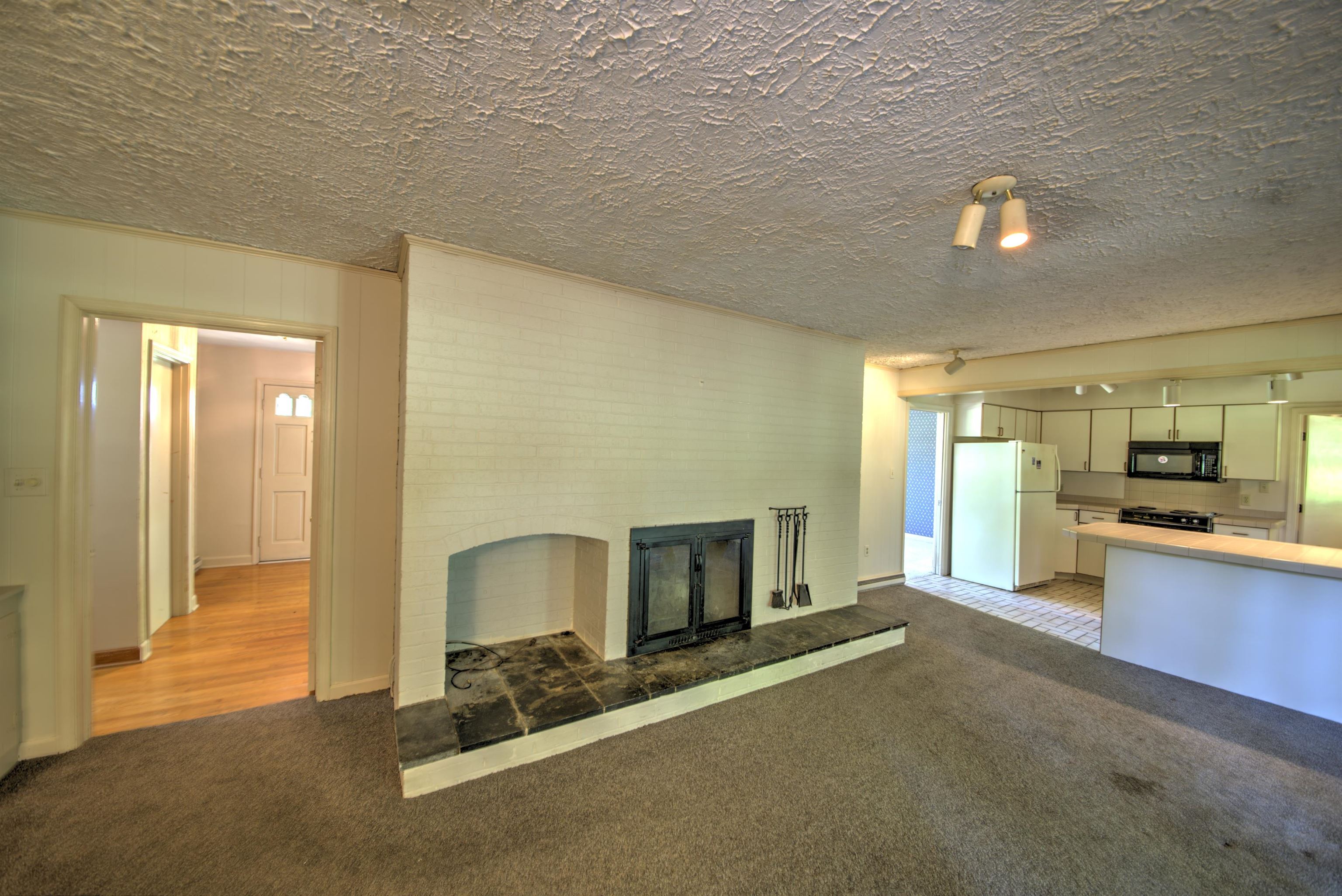 1667 LAUREL HILL RD, VERONA, Virginia 24482, 3 Bedrooms Bedrooms, ,2 BathroomsBathrooms,Residential,1667 LAUREL HILL RD,679497 MLS # 679497 1667 LAUREL HILL RD, VERONA, Virginia 24482, 3 Bedrooms Bedrooms, ,2 BathroomsBathrooms,Residential,1667 LAUREL HILL RD,679497 MLS # 679497