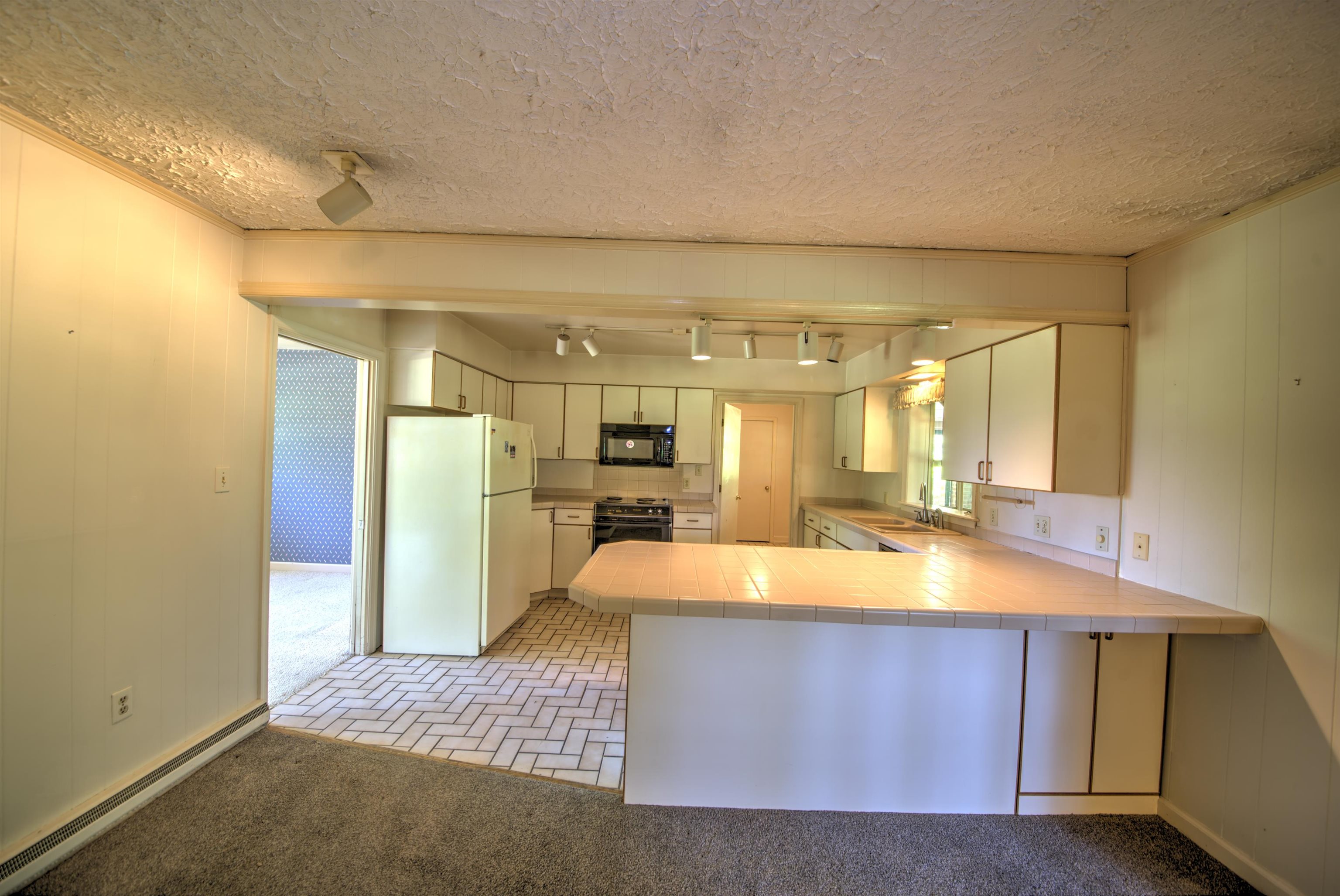 1667 LAUREL HILL RD, VERONA, Virginia 24482, 3 Bedrooms Bedrooms, ,2 BathroomsBathrooms,Residential,1667 LAUREL HILL RD,679497 MLS # 679497 1667 LAUREL HILL RD, VERONA, Virginia 24482, 3 Bedrooms Bedrooms, ,2 BathroomsBathrooms,Residential,1667 LAUREL HILL RD,679497 MLS # 679497