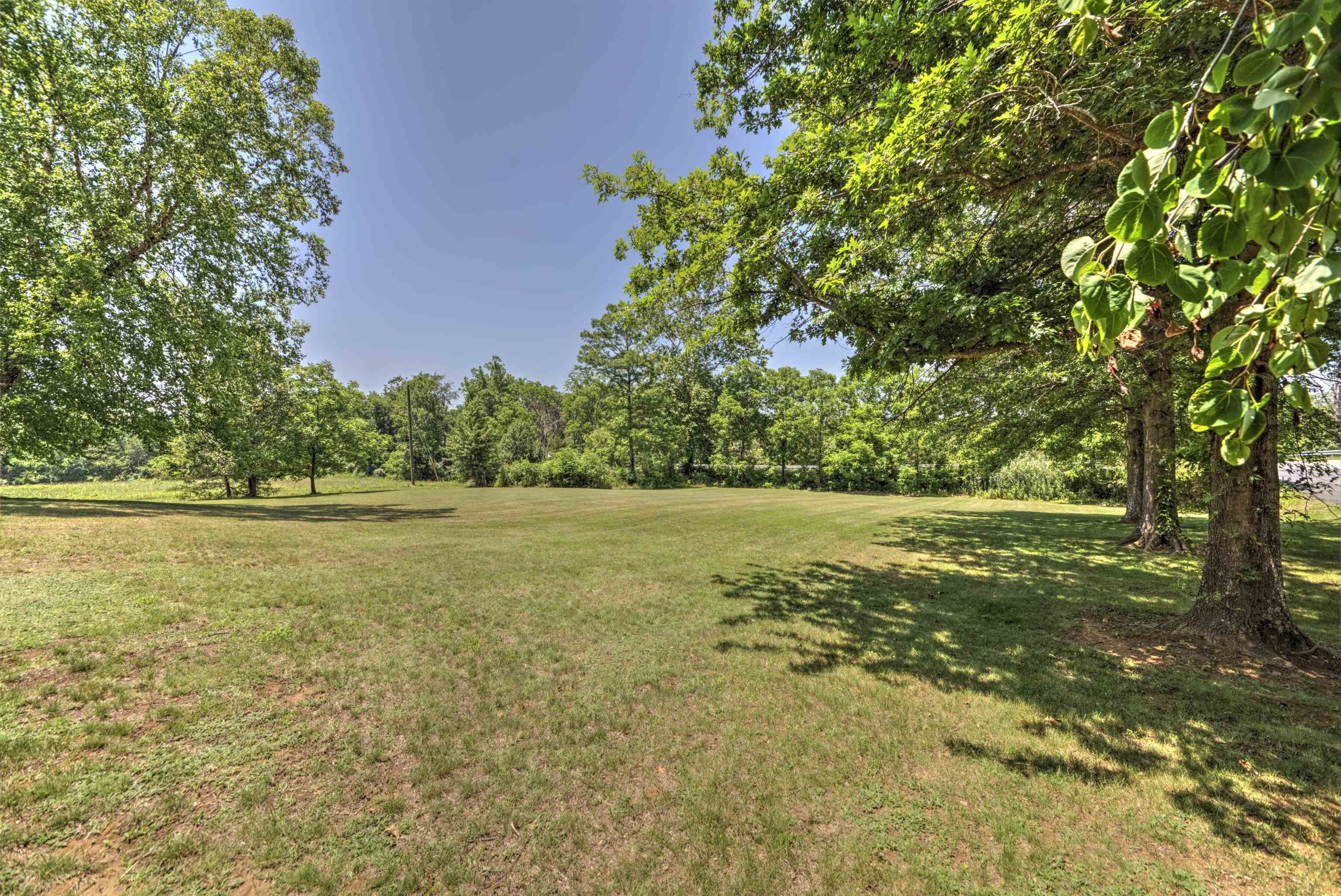 1667 LAUREL HILL RD, VERONA, Virginia 24482, 3 Bedrooms Bedrooms, ,2 BathroomsBathrooms,Residential,1667 LAUREL HILL RD,679497 MLS # 679497 1667 LAUREL HILL RD, VERONA, Virginia 24482, 3 Bedrooms Bedrooms, ,2 BathroomsBathrooms,Residential,1667 LAUREL HILL RD,679497 MLS # 679497