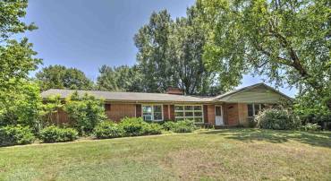 1667 LAUREL HILL RD, VERONA, Virginia 24482, 3 Bedrooms Bedrooms, ,2 BathroomsBathrooms,Residential,1667 LAUREL HILL RD,679497 MLS # 679497