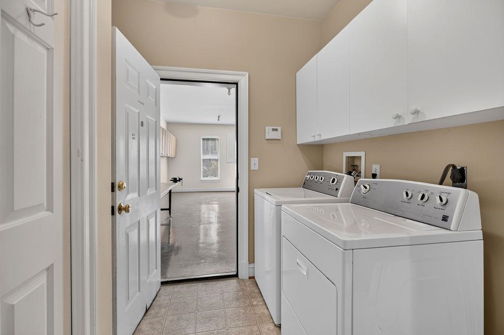 1317 STONEGATE CT, CROZET, Virginia 22932, 3 Bedrooms Bedrooms, ,2 BathroomsBathrooms,Residential,1317 STONEGATE CT,679499 MLS # 679499