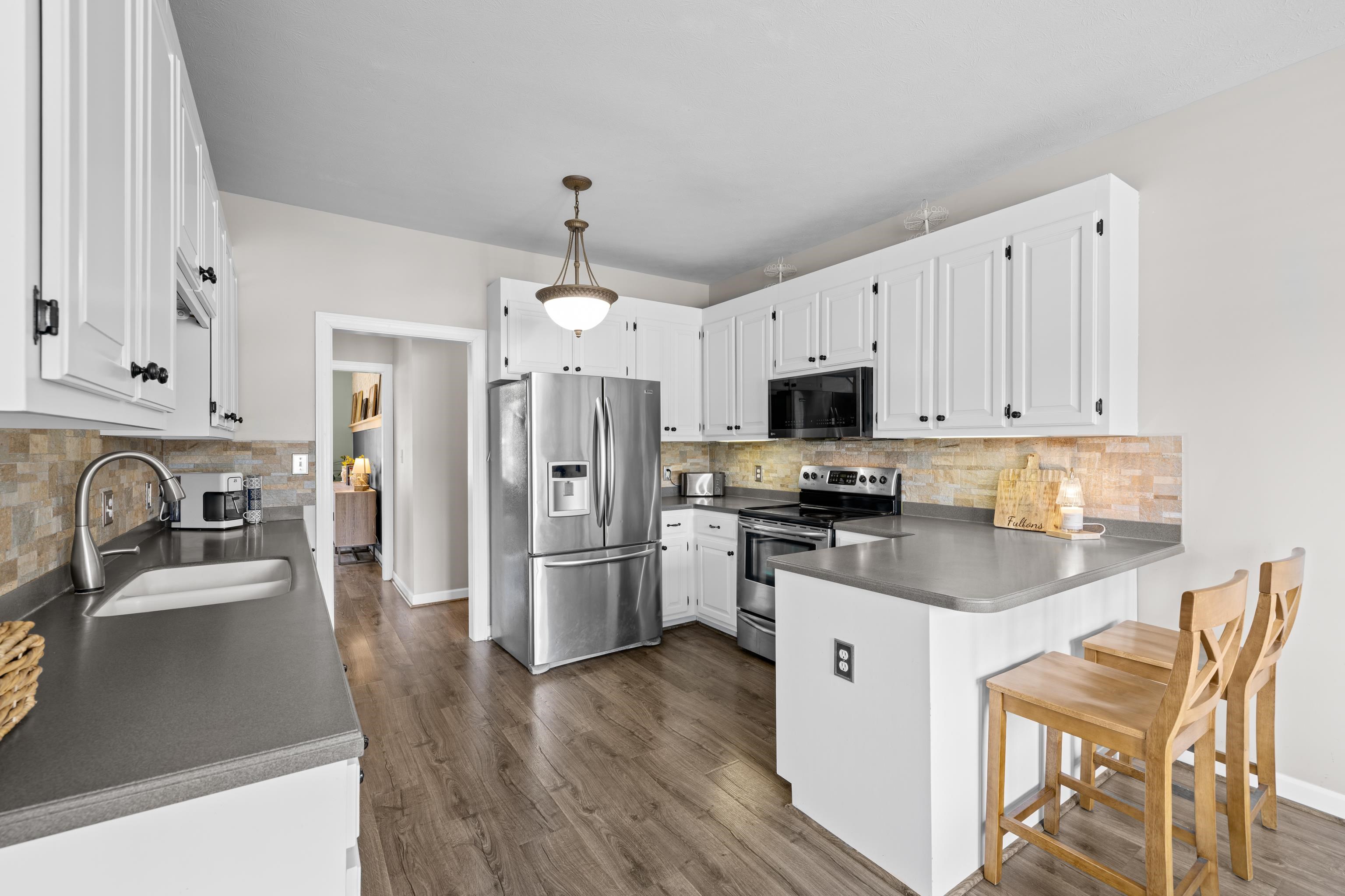 3624 OLD GREENVILLE RD, STAUNTON, Virginia 24401, 3 Bedrooms Bedrooms, ,2 BathroomsBathrooms,Residential,3624 OLD GREENVILLE RD,679506 MLS # 679506