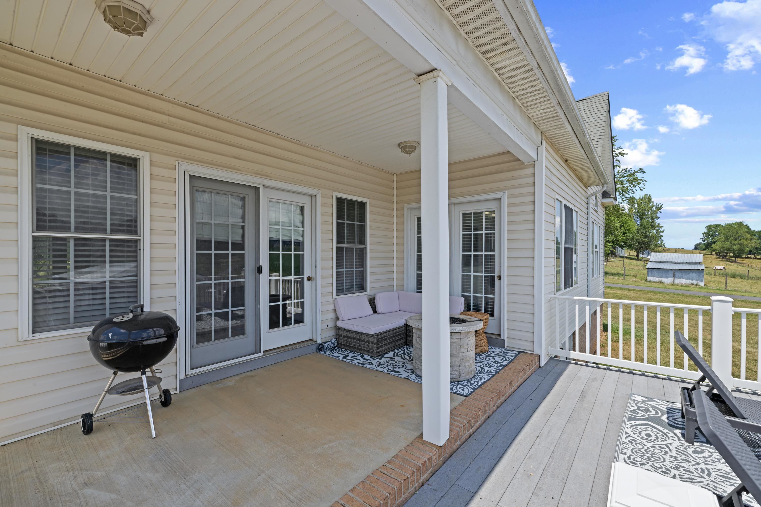 3624 OLD GREENVILLE RD, STAUNTON, Virginia 24401, 3 Bedrooms Bedrooms, ,2 BathroomsBathrooms,Residential,3624 OLD GREENVILLE RD,679506 MLS # 679506