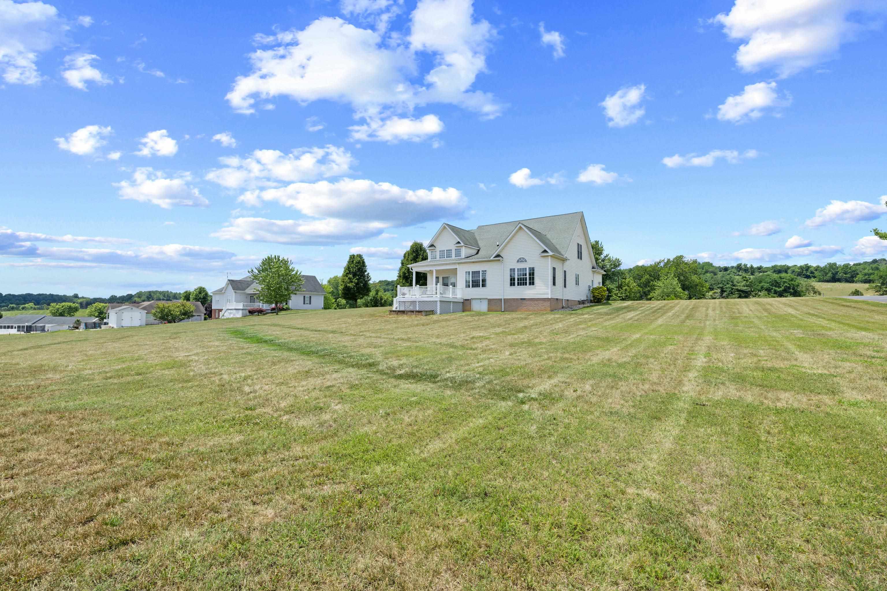 3624 OLD GREENVILLE RD, STAUNTON, Virginia 24401, 3 Bedrooms Bedrooms, ,2 BathroomsBathrooms,Residential,3624 OLD GREENVILLE RD,679506 MLS # 679506