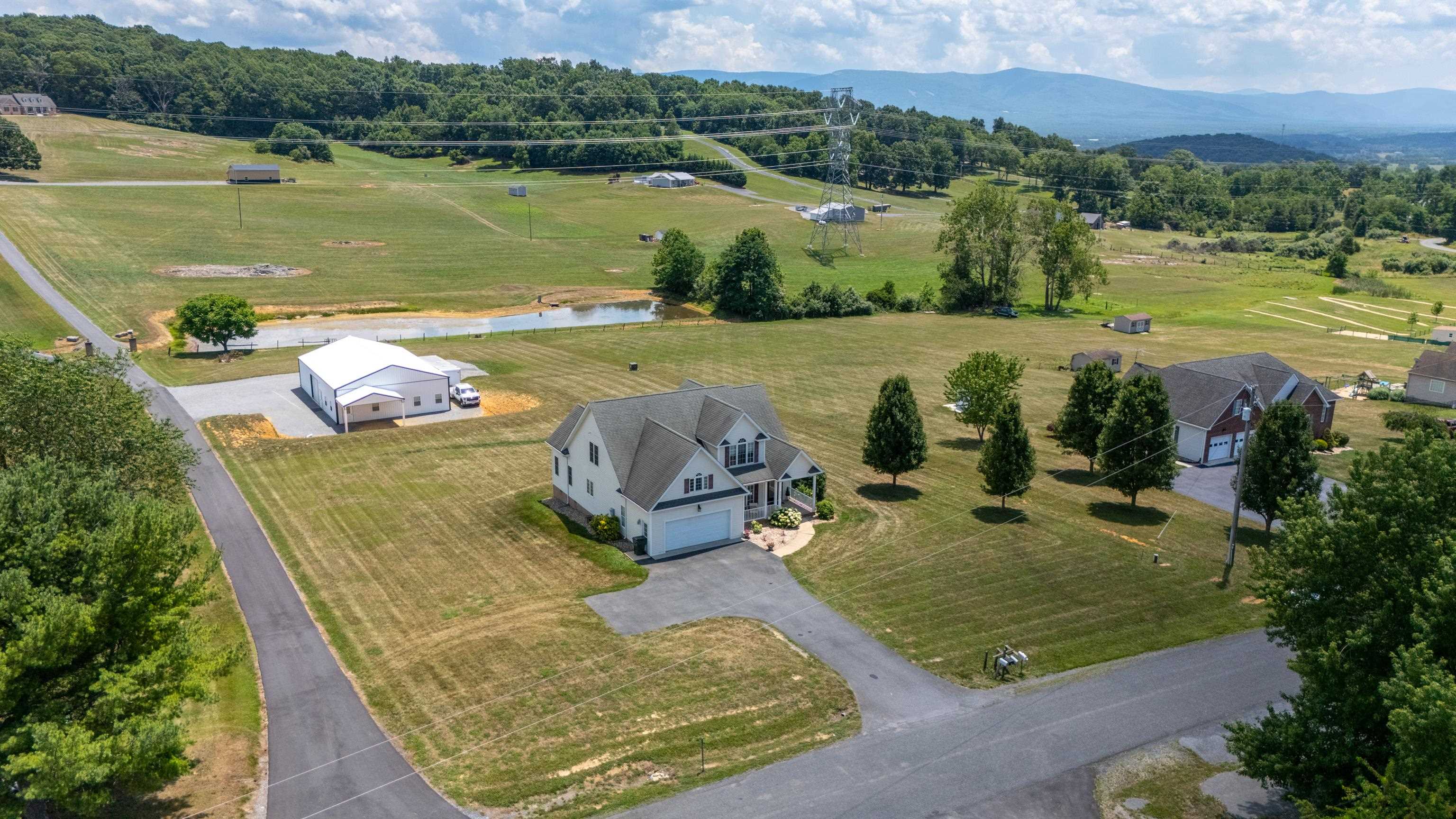 3624 OLD GREENVILLE RD, STAUNTON, Virginia 24401, 3 Bedrooms Bedrooms, ,2 BathroomsBathrooms,Residential,3624 OLD GREENVILLE RD,679506 MLS # 679506