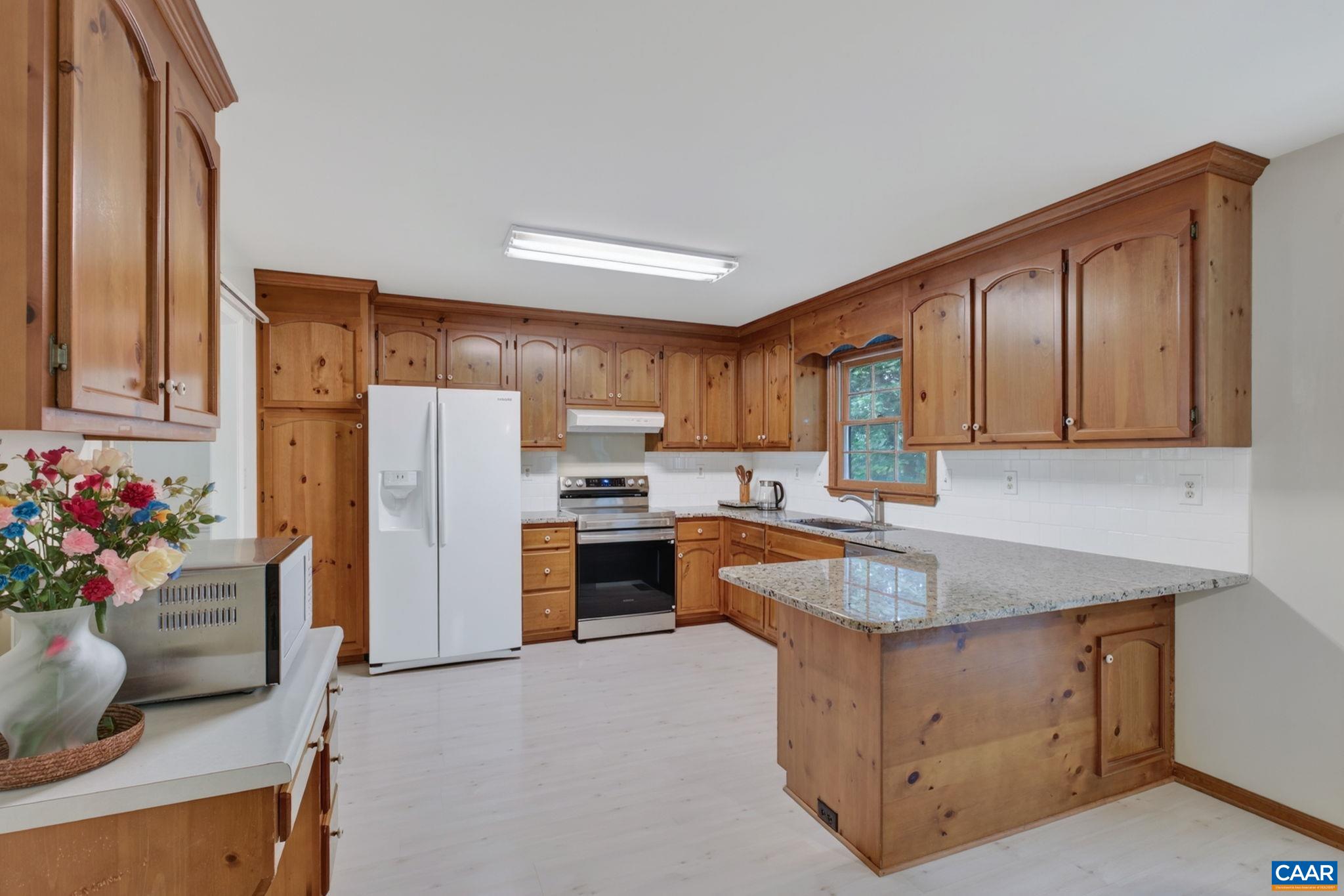 1840 AMBERFIELD DR, CHARLOTTESVILLE, Virginia 22911, 4 Bedrooms Bedrooms, ,2 BathroomsBathrooms,Residential,1840 AMBERFIELD DR,679509 MLS # 679509