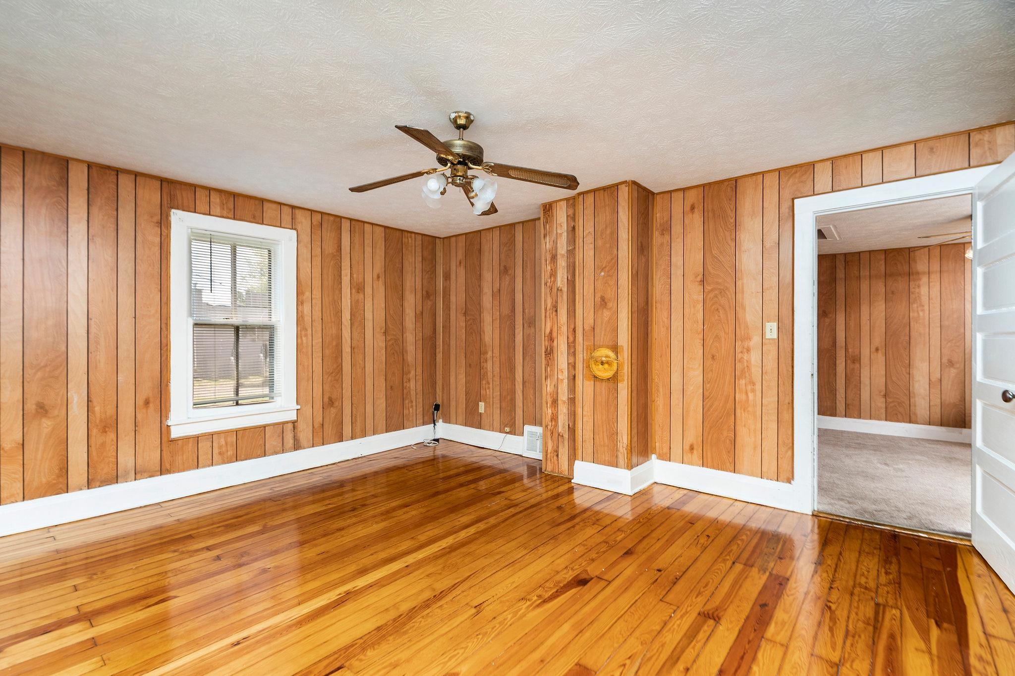 489 N CHARLOTTE AVE, WAYNESBORO, Virginia 22980, 3 Bedrooms Bedrooms, ,1 BathroomBathrooms,Residential,489 N CHARLOTTE AVE,679510 MLS # 679510 489 N CHARLOTTE AVE, WAYNESBORO, Virginia 22980, 3 Bedrooms Bedrooms, ,1 BathroomBathrooms,Residential,489 N CHARLOTTE AVE,679510 MLS # 679510