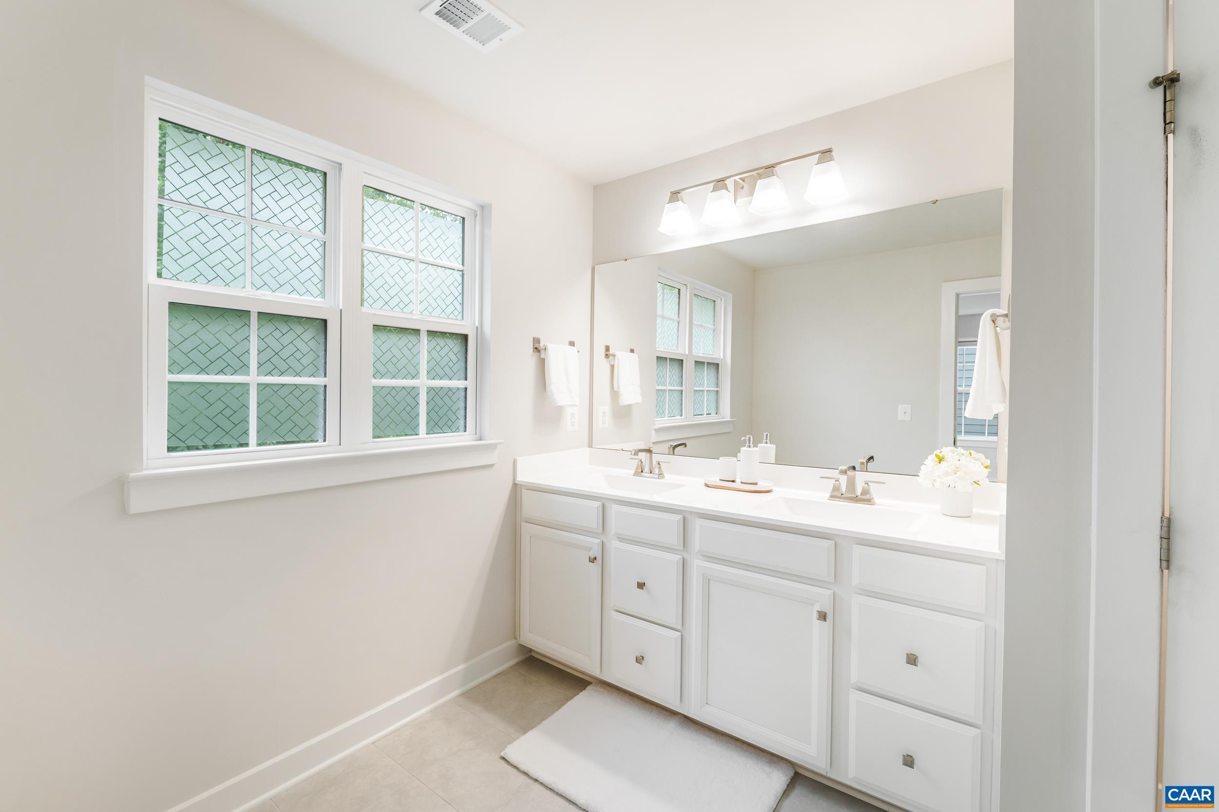 3402 STEAMER DR, KESWICK, Virginia 22947, 4 Bedrooms Bedrooms, ,3 BathroomsBathrooms,Residential,3402 STEAMER DR,678346 MLS # 678346 3402 STEAMER DR, KESWICK, Virginia 22947, 4 Bedrooms Bedrooms, ,3 BathroomsBathrooms,Residential,3402 STEAMER DR,678346 MLS # 678346