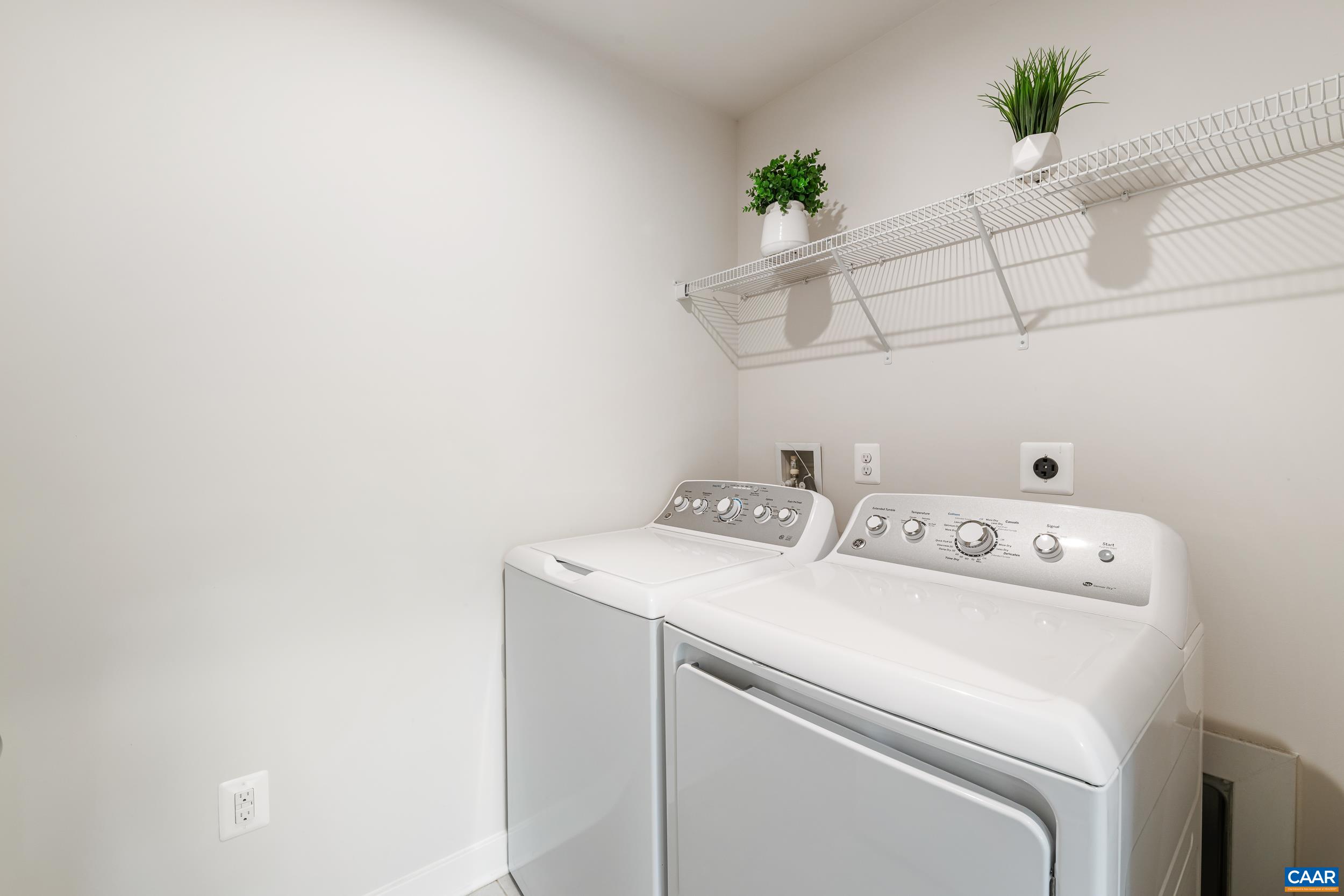 3402 STEAMER DR, KESWICK, Virginia 22947, 4 Bedrooms Bedrooms, ,3 BathroomsBathrooms,Residential,3402 STEAMER DR,678346 MLS # 678346 3402 STEAMER DR, KESWICK, Virginia 22947, 4 Bedrooms Bedrooms, ,3 BathroomsBathrooms,Residential,3402 STEAMER DR,678346 MLS # 678346