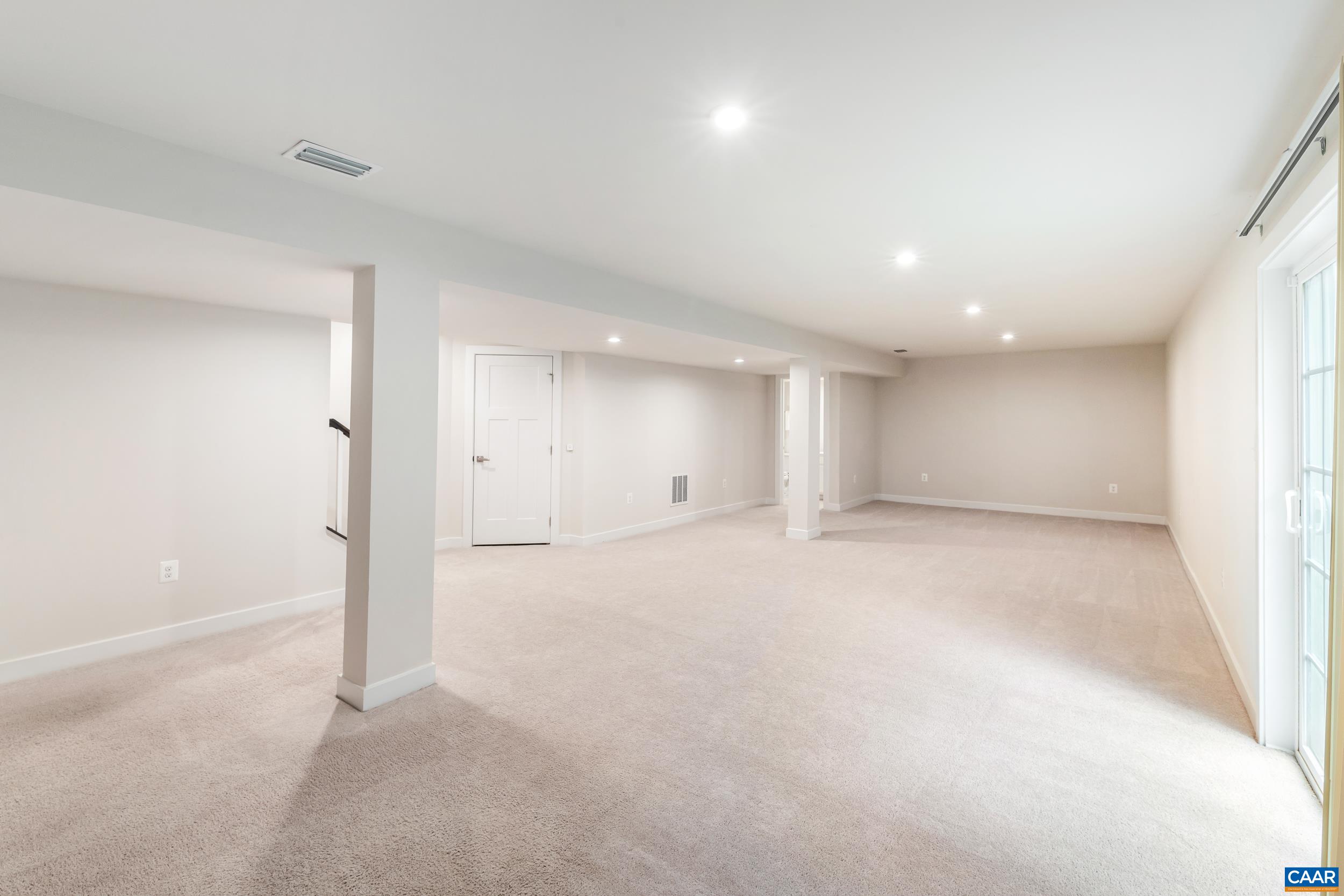 3402 STEAMER DR, KESWICK, Virginia 22947, 4 Bedrooms Bedrooms, ,3 BathroomsBathrooms,Residential,3402 STEAMER DR,678346 MLS # 678346 3402 STEAMER DR, KESWICK, Virginia 22947, 4 Bedrooms Bedrooms, ,3 BathroomsBathrooms,Residential,3402 STEAMER DR,678346 MLS # 678346