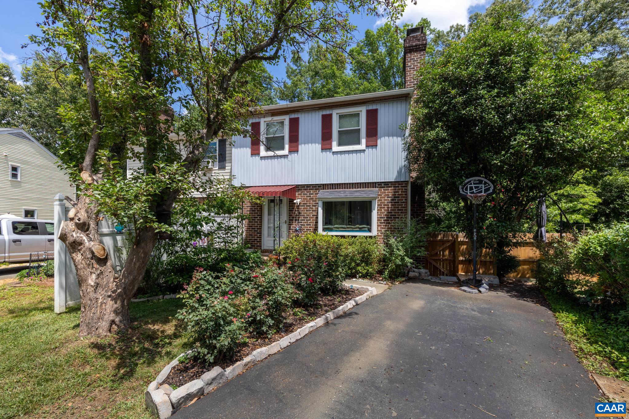 2416 WHITNEY CT, CHARLOTTESVILLE, Virginia 22911, 3 Bedrooms Bedrooms, ,1 BathroomBathrooms,Residential,2416 WHITNEY CT,679328 MLS # 679328 2416 WHITNEY CT, CHARLOTTESVILLE, Virginia 22911, 3 Bedrooms Bedrooms, ,1 BathroomBathrooms,Residential,2416 WHITNEY CT,679328 MLS # 679328