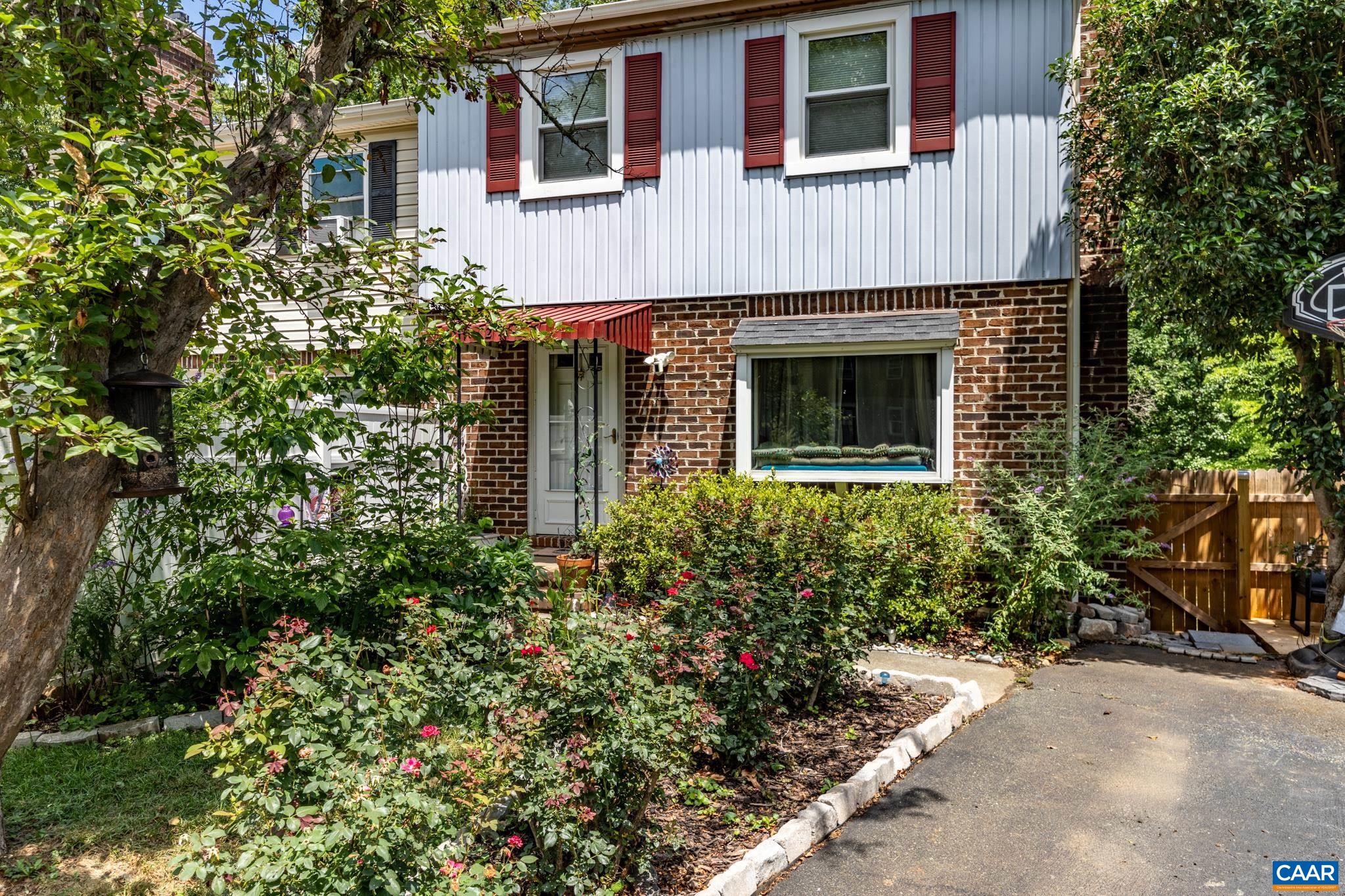 2416 WHITNEY CT, CHARLOTTESVILLE, Virginia 22911, 3 Bedrooms Bedrooms, ,1 BathroomBathrooms,Residential,2416 WHITNEY CT,679328 MLS # 679328 2416 WHITNEY CT, CHARLOTTESVILLE, Virginia 22911, 3 Bedrooms Bedrooms, ,1 BathroomBathrooms,Residential,2416 WHITNEY CT,679328 MLS # 679328
