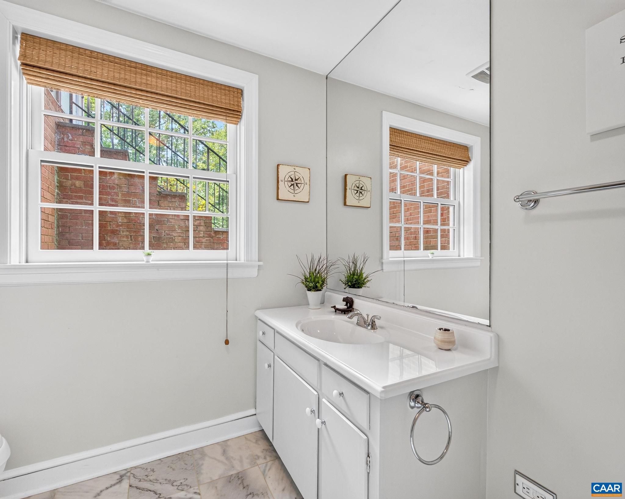 860 FLORDON DR, CHARLOTTESVILLE, Virginia 22901, 4 Bedrooms Bedrooms, ,3 BathroomsBathrooms,Residential,860 FLORDON DR,679382 MLS # 679382