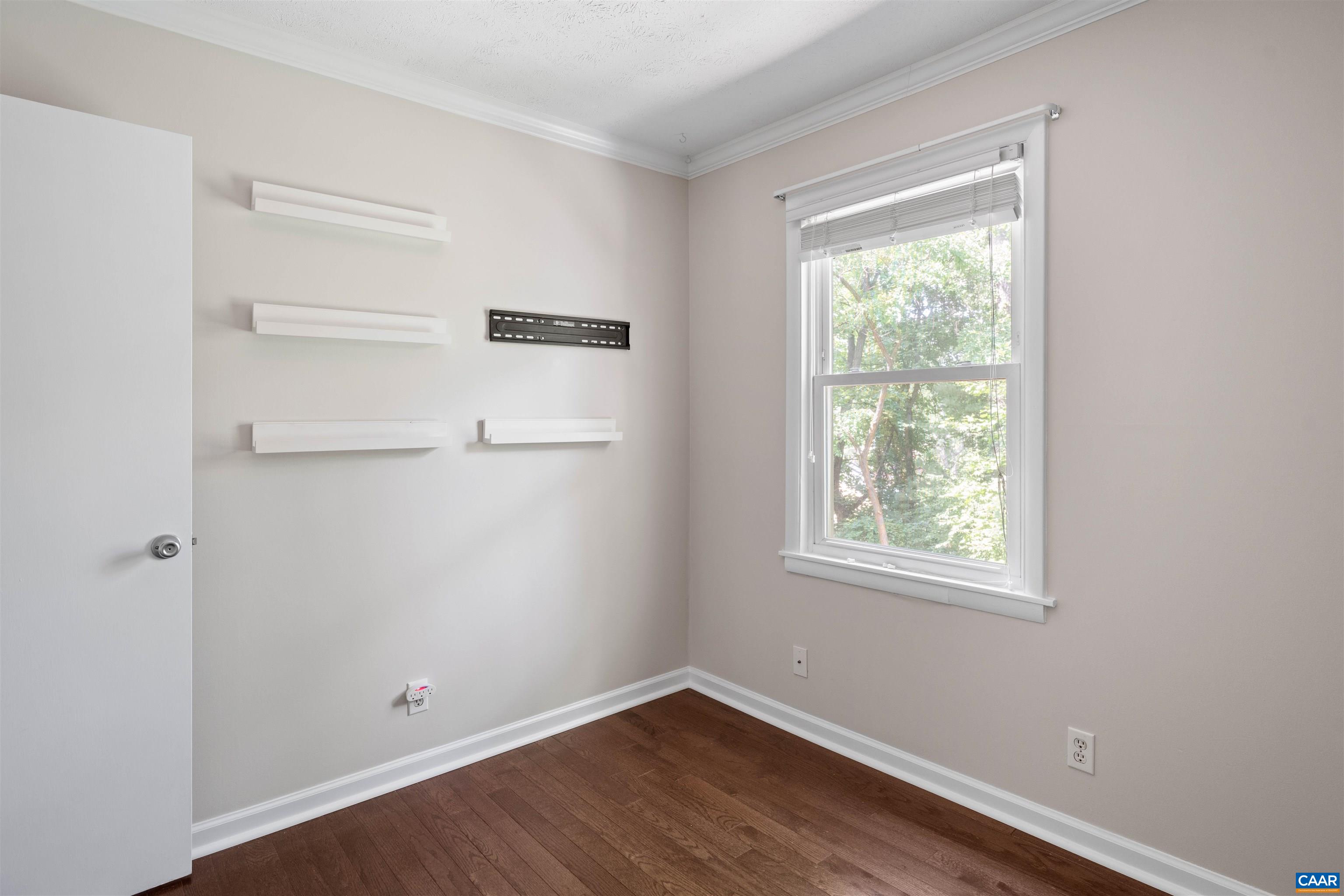 652 LOCKESLEY TER, CHARLOTTESVILLE, Virginia 22903, 3 Bedrooms Bedrooms, ,1 BathroomBathrooms,Residential,652 LOCKESLEY TER,679514 MLS # 679514 652 LOCKESLEY TER, CHARLOTTESVILLE, Virginia 22903, 3 Bedrooms Bedrooms, ,1 BathroomBathrooms,Residential,652 LOCKESLEY TER,679514 MLS # 679514