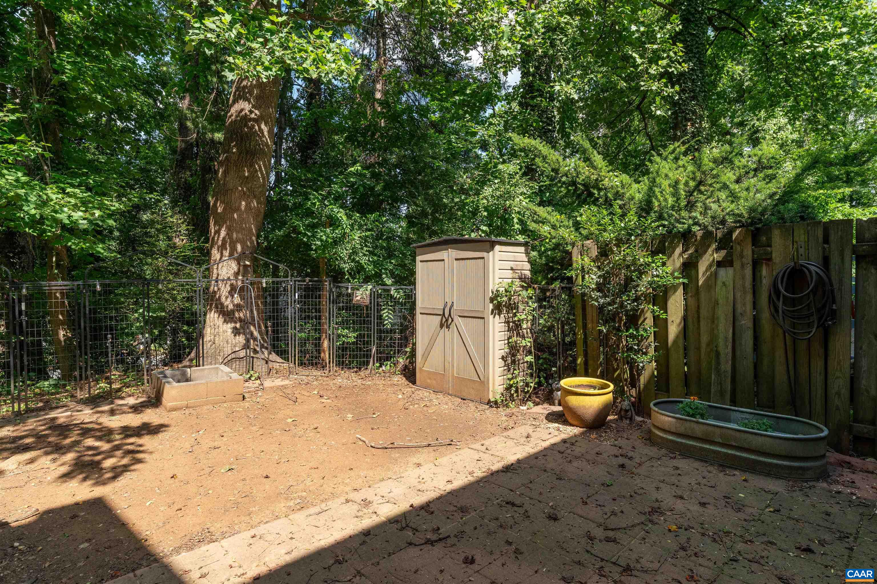 652 LOCKESLEY TER, CHARLOTTESVILLE, Virginia 22903, 3 Bedrooms Bedrooms, ,1 BathroomBathrooms,Residential,652 LOCKESLEY TER,679514 MLS # 679514 652 LOCKESLEY TER, CHARLOTTESVILLE, Virginia 22903, 3 Bedrooms Bedrooms, ,1 BathroomBathrooms,Residential,652 LOCKESLEY TER,679514 MLS # 679514
