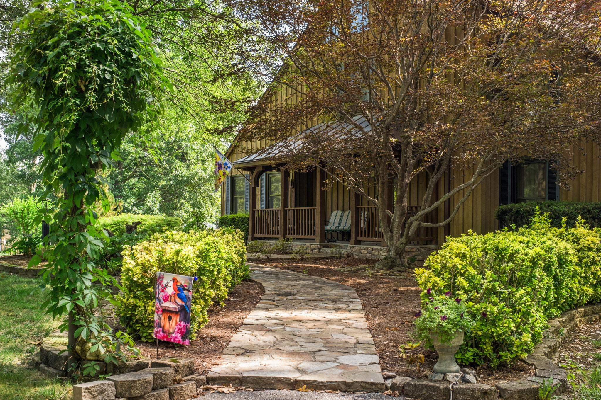 620 WALNUT HILLS RD, STAUNTON, Virginia 24401, 3 Bedrooms Bedrooms, ,2 BathroomsBathrooms,Residential,620 WALNUT HILLS RD,679516 MLS # 679516 620 WALNUT HILLS RD, STAUNTON, Virginia 24401, 3 Bedrooms Bedrooms, ,2 BathroomsBathrooms,Residential,620 WALNUT HILLS RD,679516 MLS # 679516