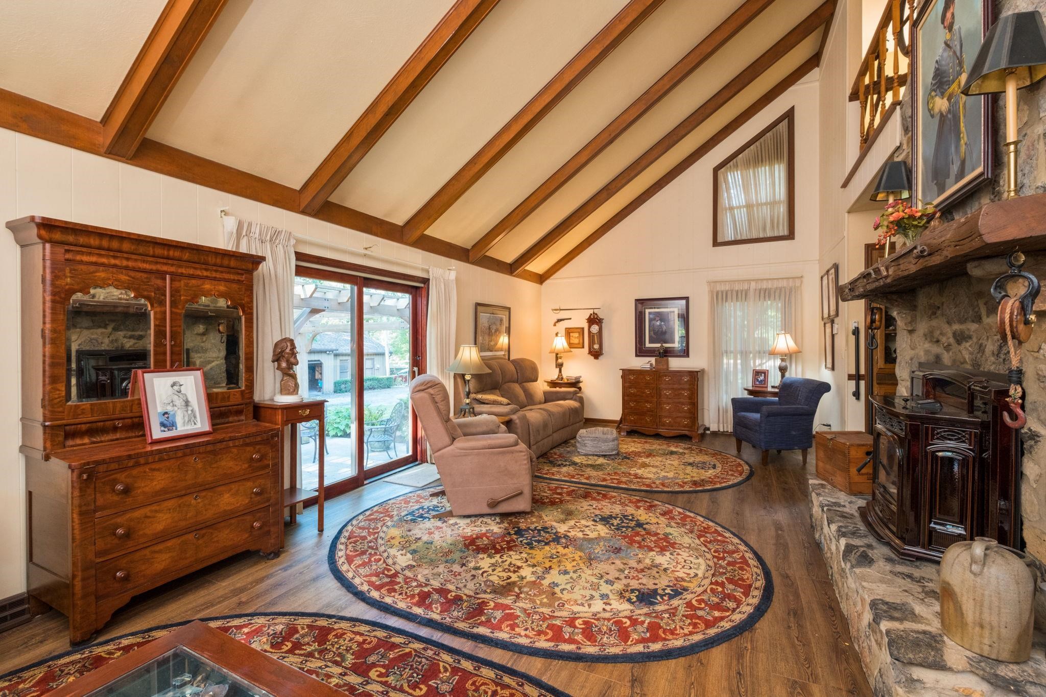 620 WALNUT HILLS RD, STAUNTON, Virginia 24401, 3 Bedrooms Bedrooms, ,2 BathroomsBathrooms,Residential,620 WALNUT HILLS RD,679516 MLS # 679516 620 WALNUT HILLS RD, STAUNTON, Virginia 24401, 3 Bedrooms Bedrooms, ,2 BathroomsBathrooms,Residential,620 WALNUT HILLS RD,679516 MLS # 679516