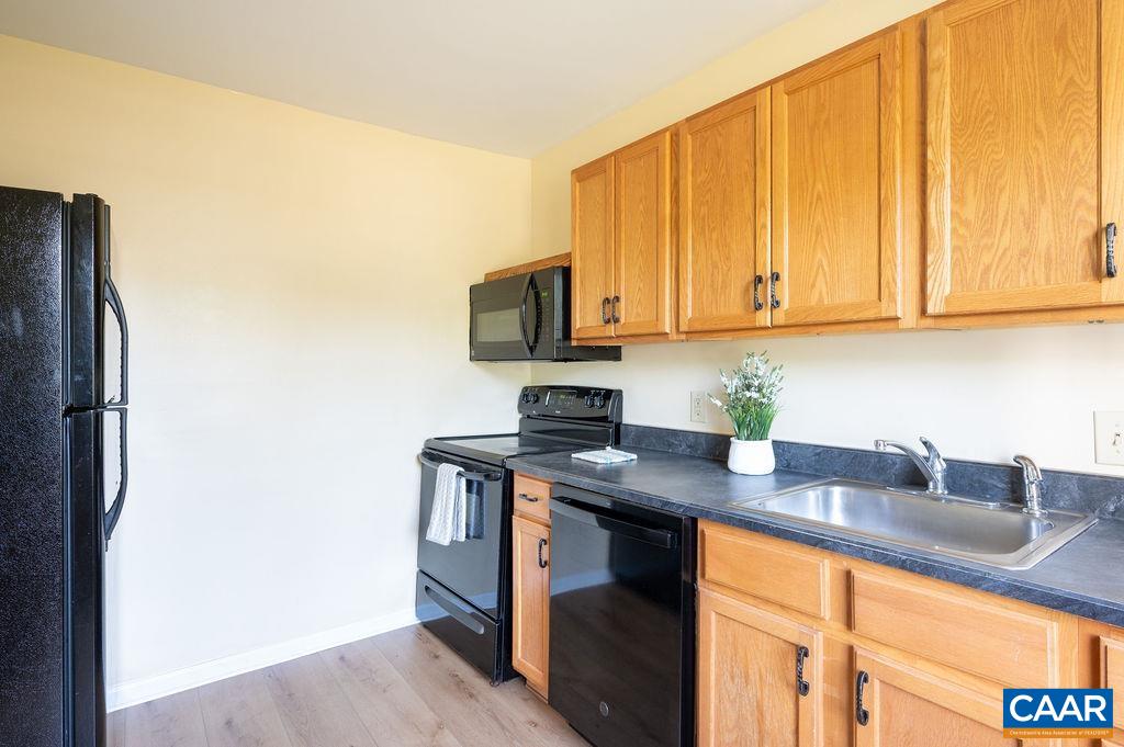 1223 VILLA LN, CHARLOTTESVILLE, Virginia 22903, 3 Bedrooms Bedrooms, ,2 BathroomsBathrooms,Residential,1223 VILLA LN,679518 MLS # 679518 1223 VILLA LN, CHARLOTTESVILLE, Virginia 22903, 3 Bedrooms Bedrooms, ,2 BathroomsBathrooms,Residential,1223 VILLA LN,679518 MLS # 679518