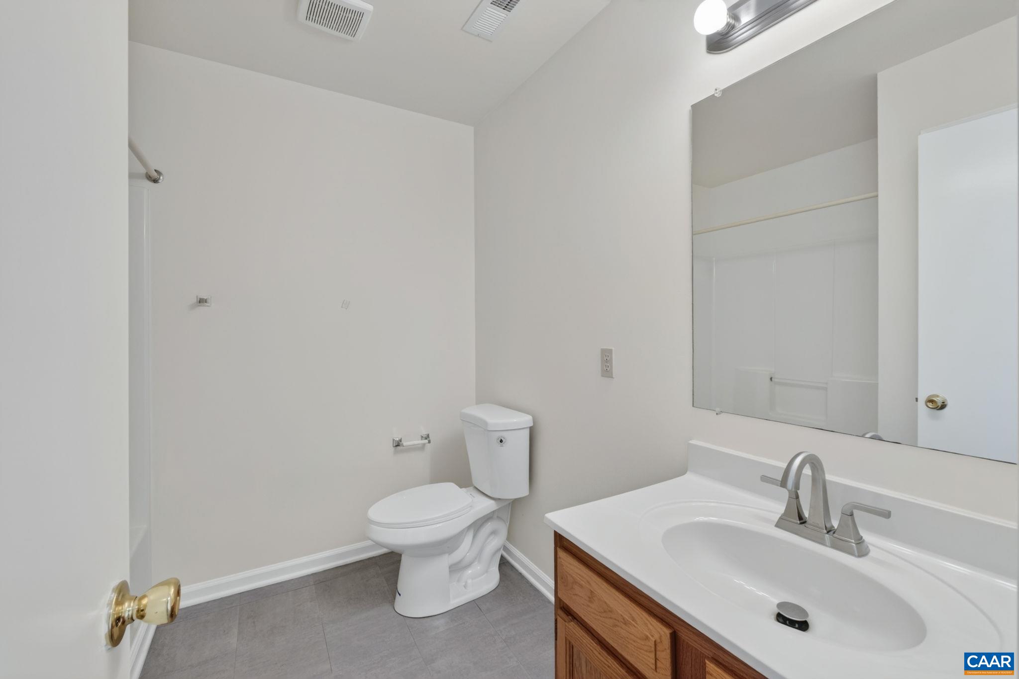 435 RIVERSIDE AVE, CHARLOTTESVILLE, Virginia 22902, 2 Bedrooms Bedrooms, ,2 BathroomsBathrooms,Residential,435 RIVERSIDE AVE,679521 MLS # 679521 435 RIVERSIDE AVE, CHARLOTTESVILLE, Virginia 22902, 2 Bedrooms Bedrooms, ,2 BathroomsBathrooms,Residential,435 RIVERSIDE AVE,679521 MLS # 679521