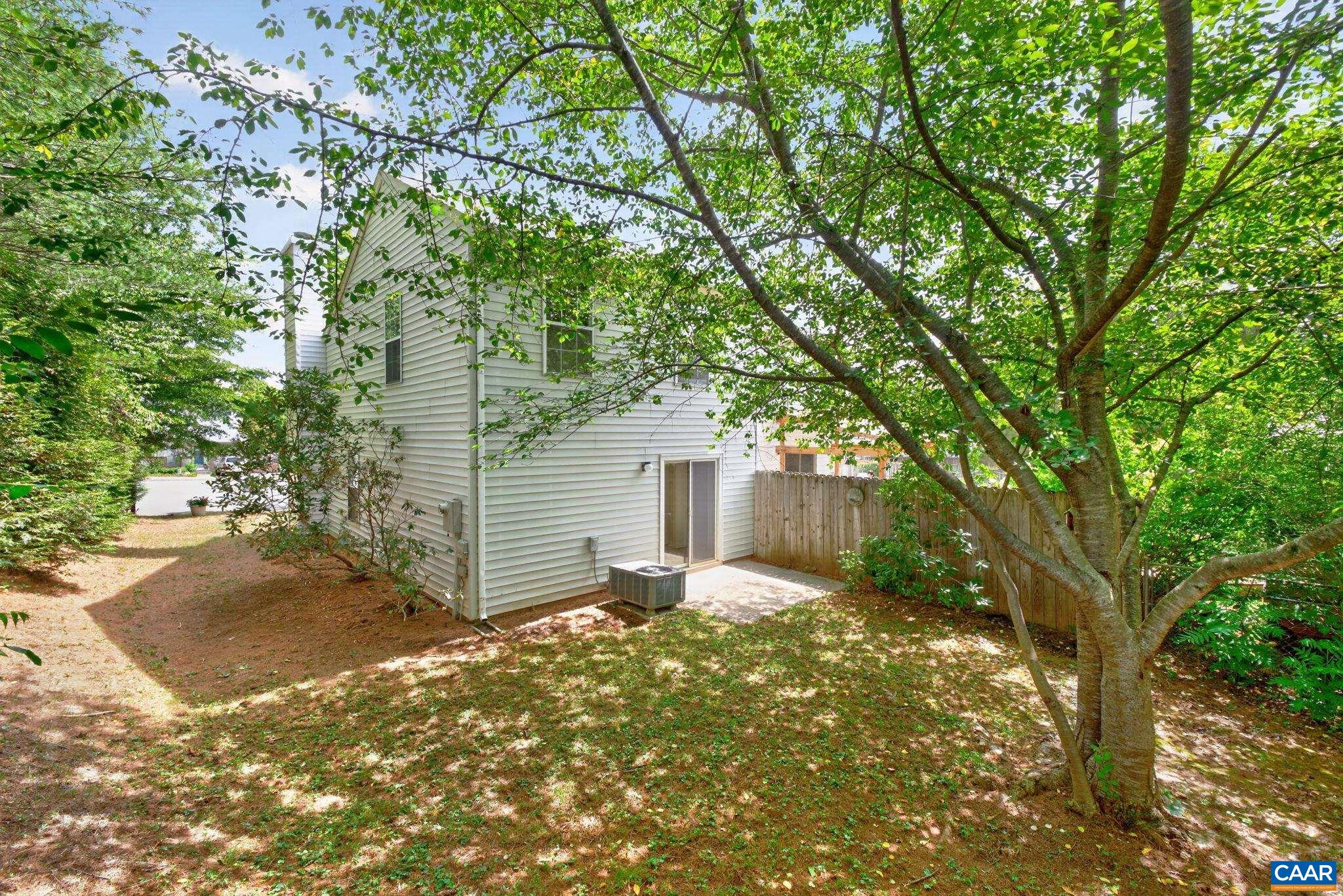 435 RIVERSIDE AVE, CHARLOTTESVILLE, Virginia 22902, 2 Bedrooms Bedrooms, ,2 BathroomsBathrooms,Residential,435 RIVERSIDE AVE,679521 MLS # 679521 435 RIVERSIDE AVE, CHARLOTTESVILLE, Virginia 22902, 2 Bedrooms Bedrooms, ,2 BathroomsBathrooms,Residential,435 RIVERSIDE AVE,679521 MLS # 679521